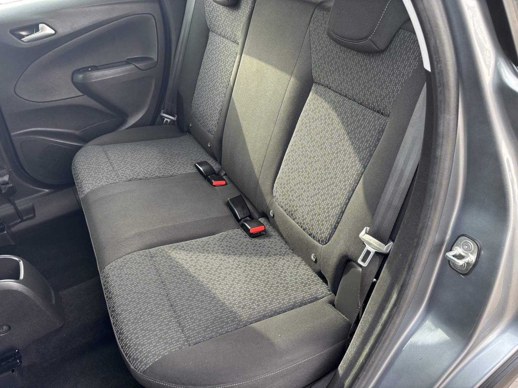 Vauxhall Crossland X 1.2 SE SUV 5dr Petrol Manual Euro 6 (83 ps)