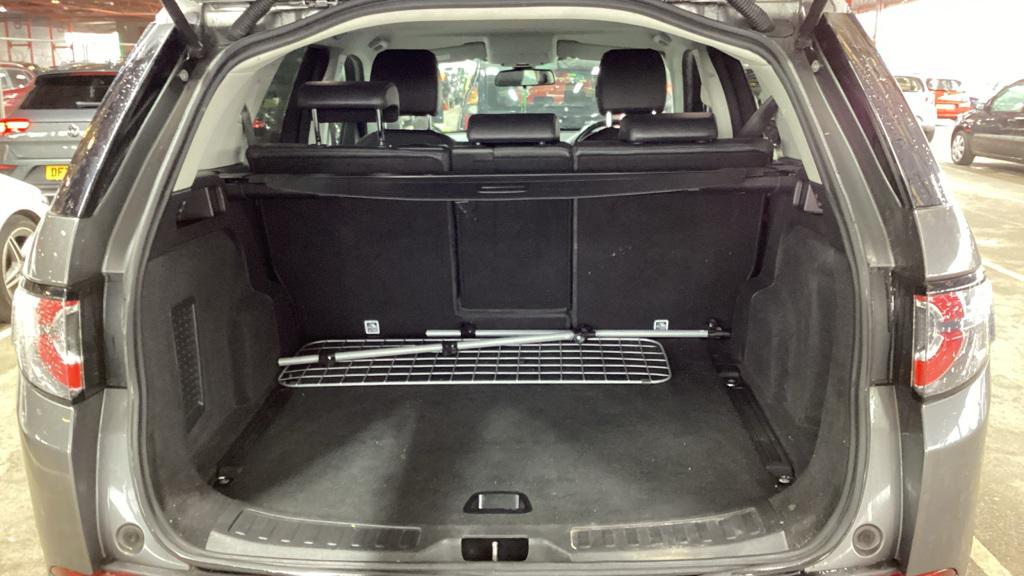 Land Rover Discovery Sport 2.0 TD4 Pure Edition SUV 5dr Diesel Manual 4WD Euro 6 (s/s) (5 Seat) (150 ps)