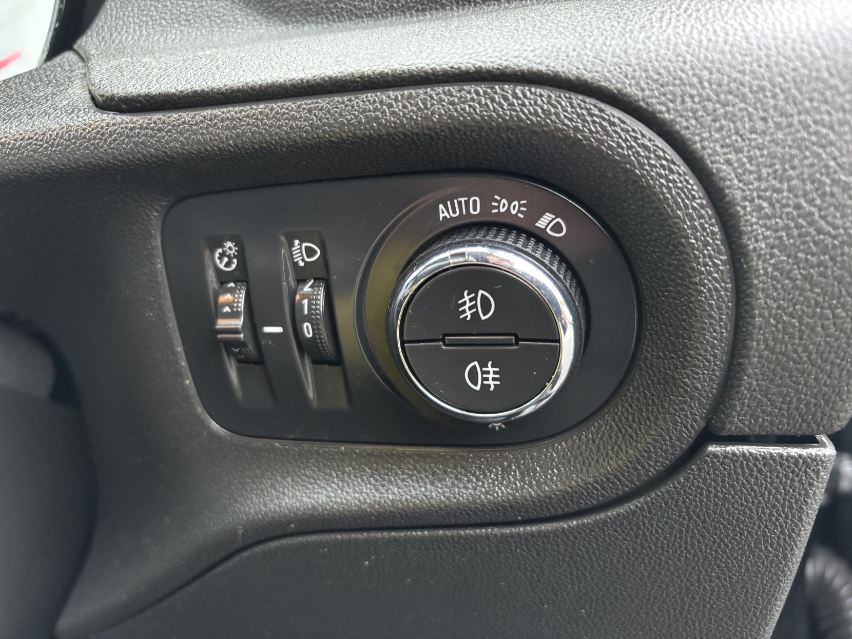 Vauxhall Grandland X 1.2 Turbo SE SUV 5dr Petrol Auto 8Spd Euro 6 (s/s) (130 ps)