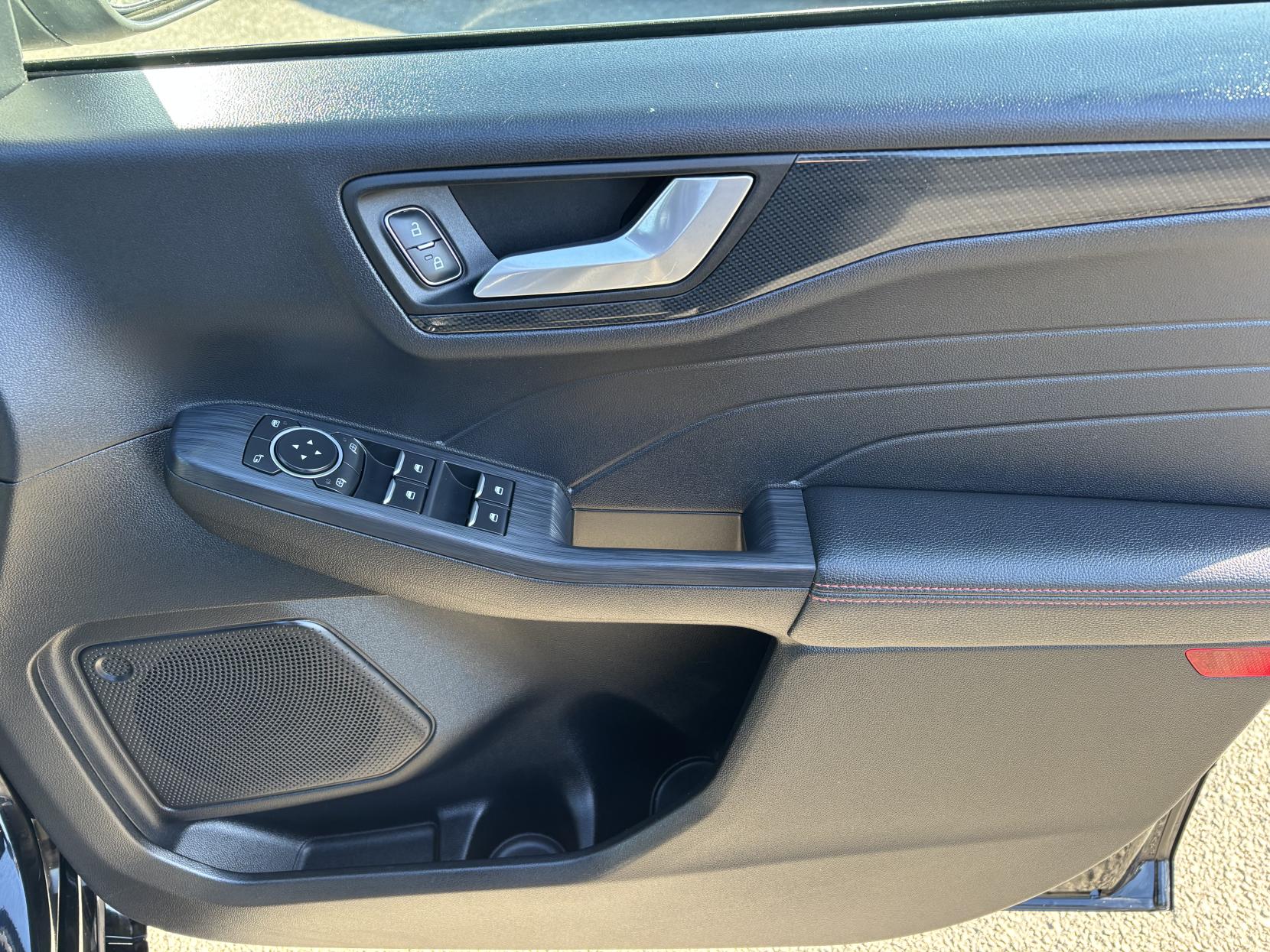 Ford Kuga 1.5 EcoBlue ST-Line SUV 5dr Diesel Manual Euro 6 (s/s) (120 ps)