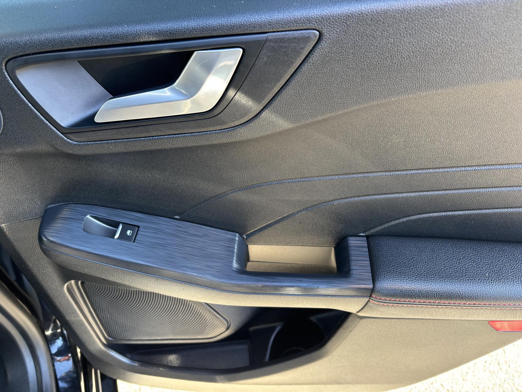 Ford Kuga 1.5 EcoBlue ST-Line SUV 5dr Diesel Manual Euro 6 (s/s) (120 ps)