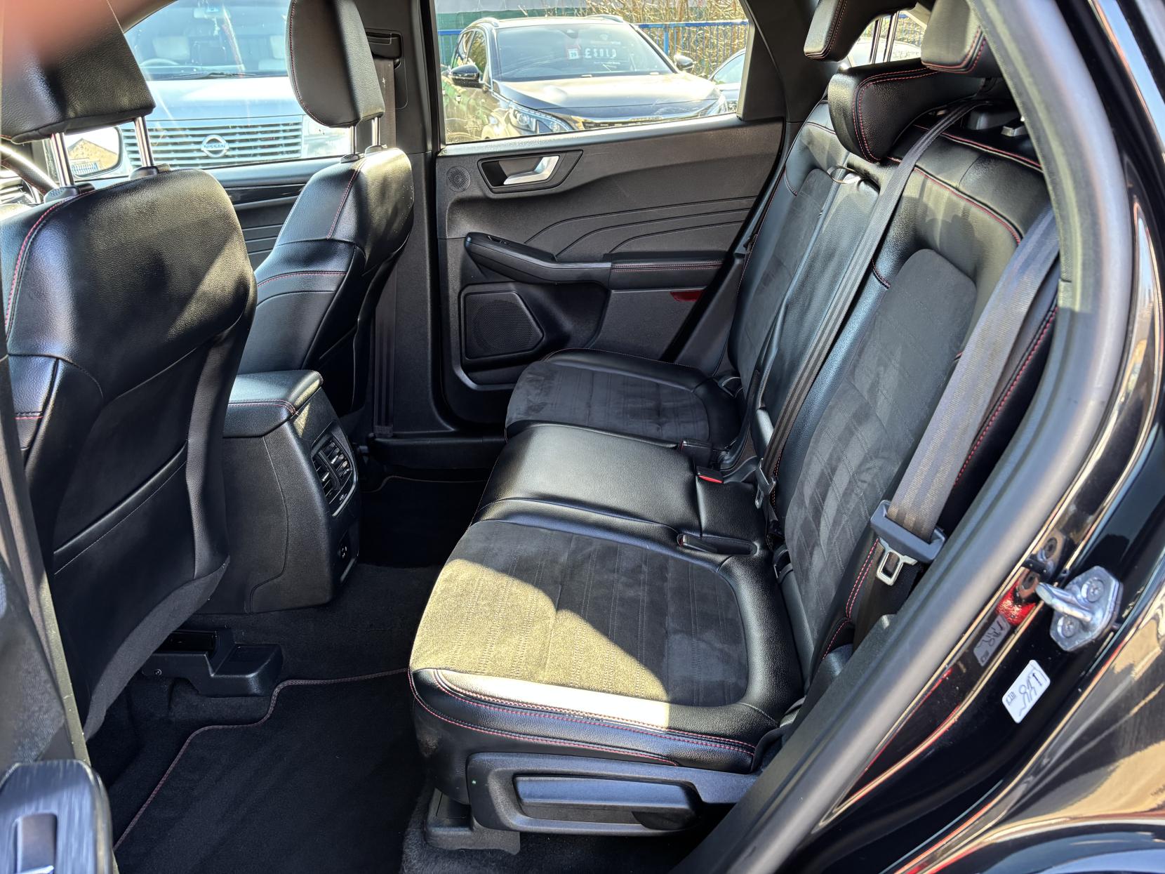 Ford Kuga 1.5 EcoBlue ST-Line SUV 5dr Diesel Manual Euro 6 (s/s) (120 ps)