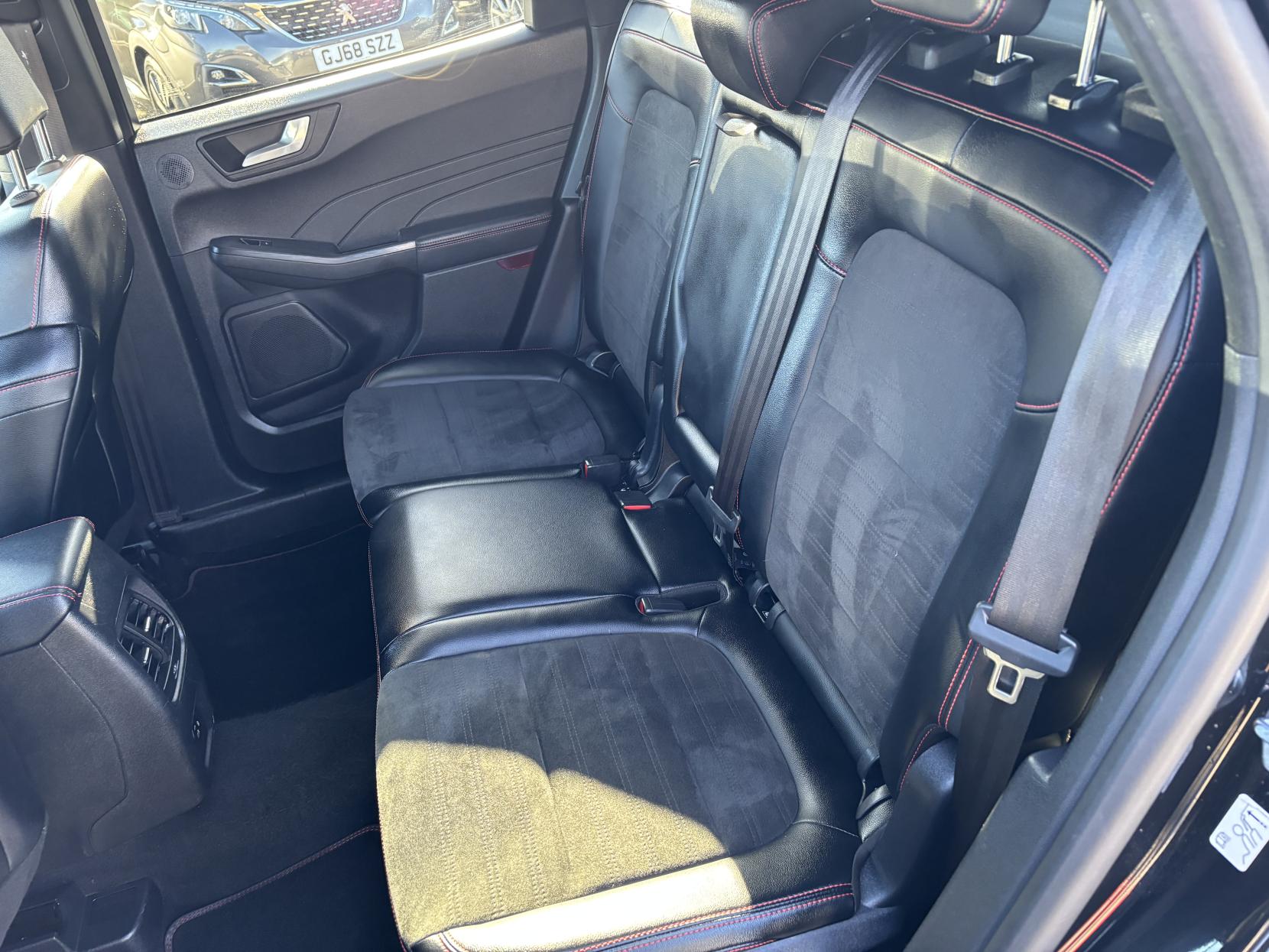 Ford Kuga 1.5 EcoBlue ST-Line SUV 5dr Diesel Manual Euro 6 (s/s) (120 ps)