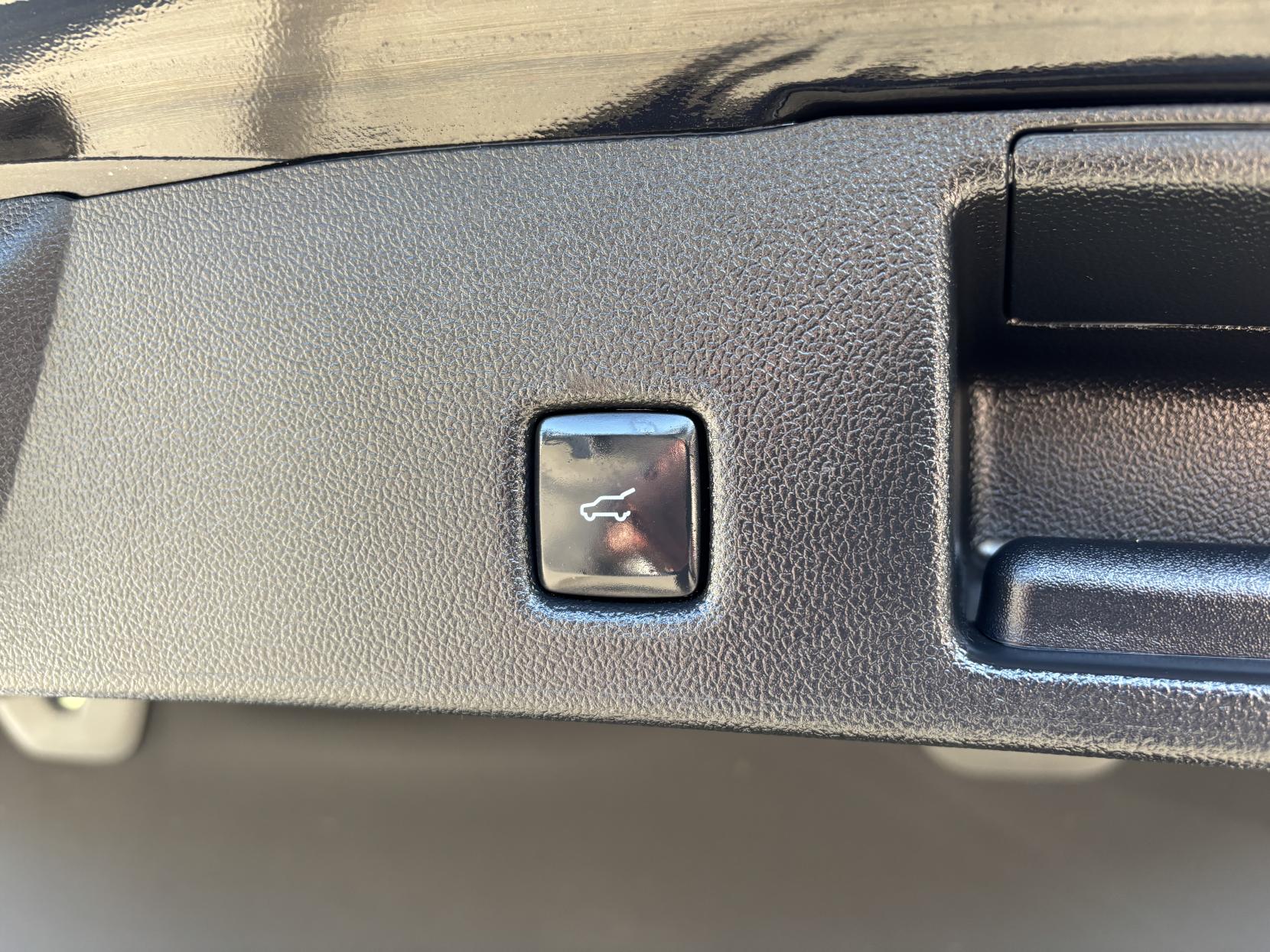 Ford Kuga 1.5 EcoBlue ST-Line SUV 5dr Diesel Manual Euro 6 (s/s) (120 ps)