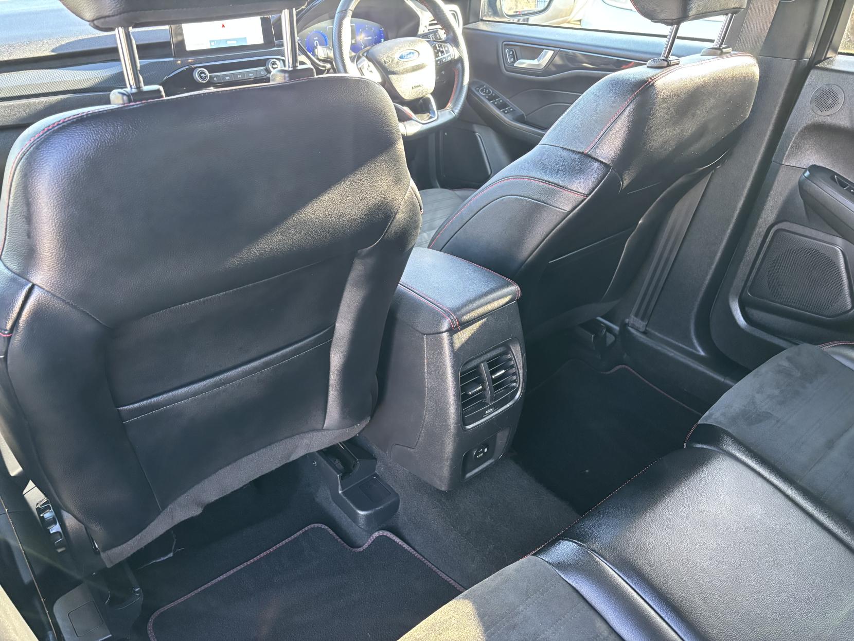 Ford Kuga 1.5 EcoBlue ST-Line SUV 5dr Diesel Manual Euro 6 (s/s) (120 ps)