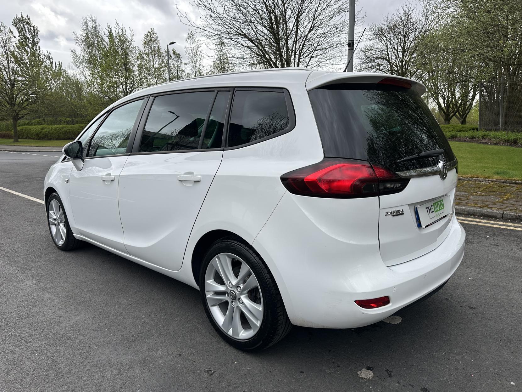 Vauxhall Zafira Tourer 1.4i Turbo SRi MPV 5dr Petrol Manual Euro 6 (140 ps)