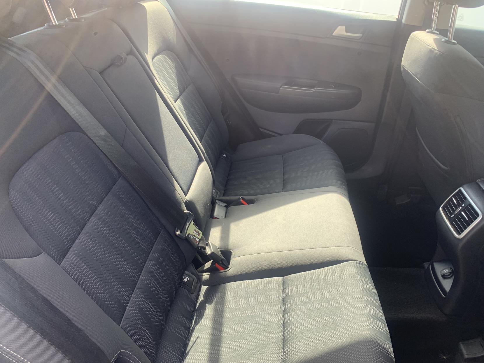 Kia Sportage 1.6 GDi 1 SUV 5dr Petrol Manual Euro 6 (s/s) (130 bhp)