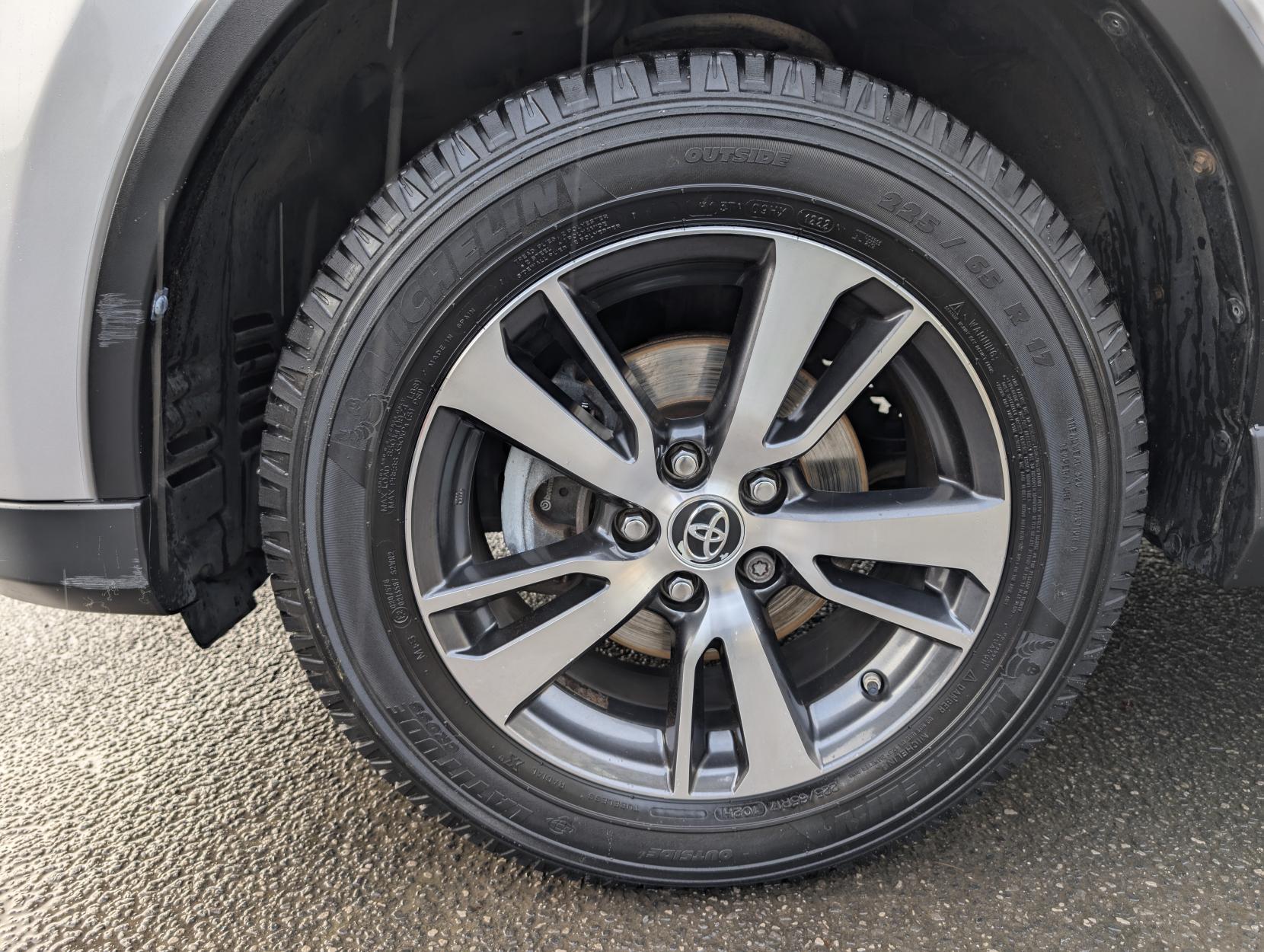 Toyota RAV4 2.0 D-4D Business Edition SUV 5dr Diesel Manual Euro 6 (s/s) (143 ps)