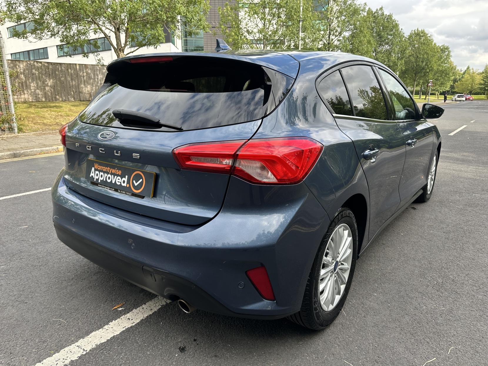 Ford Focus 1.0T EcoBoost Titanium Hatchback 5dr Petrol Manual Euro 6 (s/s) (125 ps)
