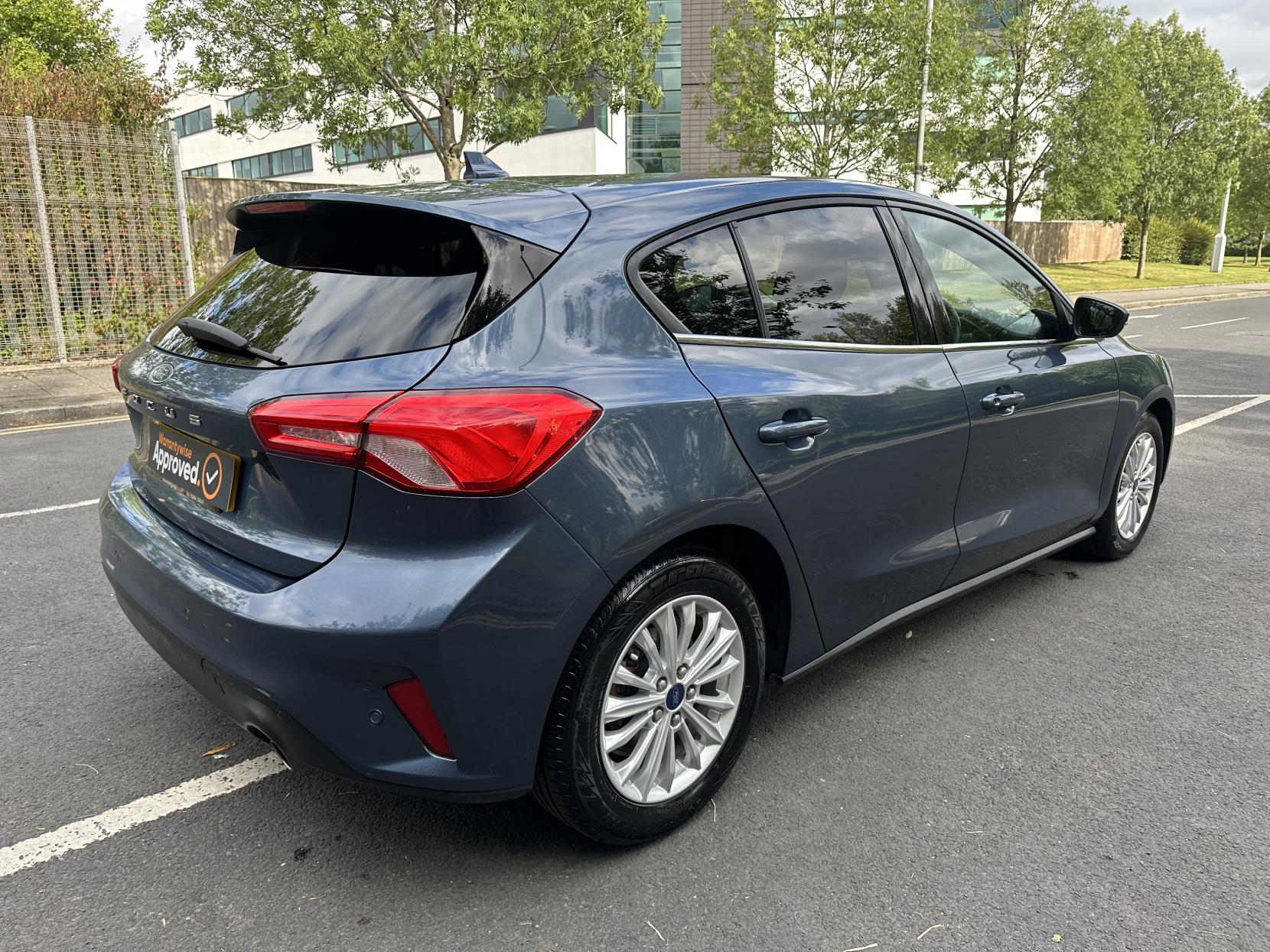 Ford Focus 1.0T EcoBoost Titanium Hatchback 5dr Petrol Manual Euro 6 (s/s) (125 ps)