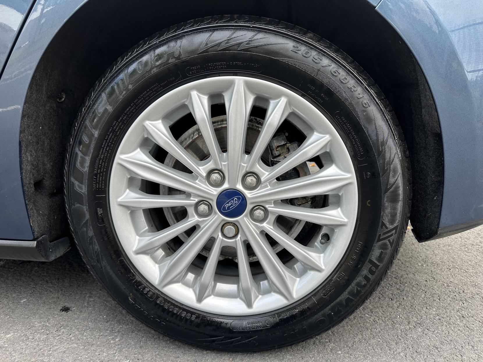 Ford Focus 1.0T EcoBoost Titanium Hatchback 5dr Petrol Manual Euro 6 (s/s) (125 ps)