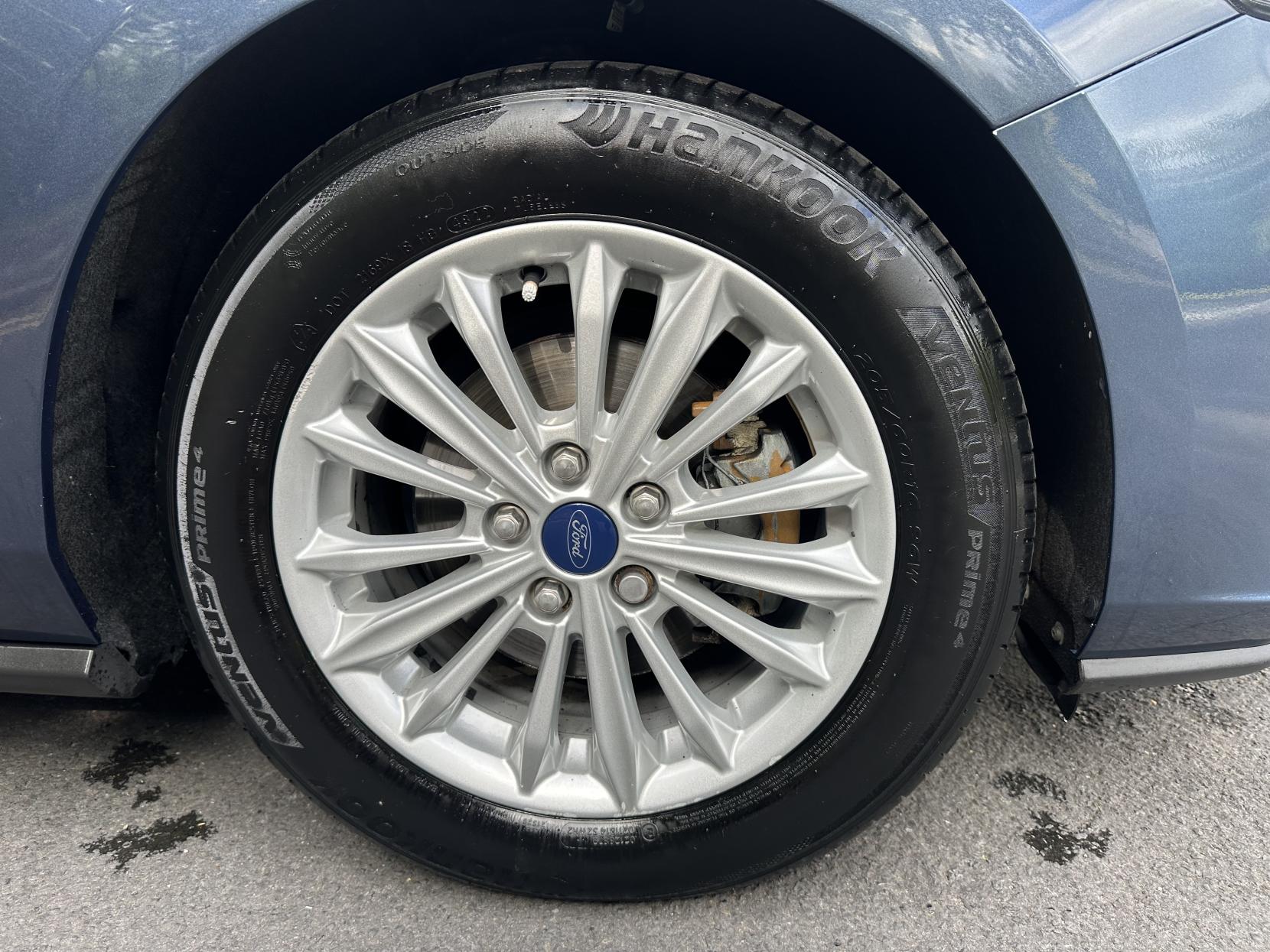 Ford Focus 1.0T EcoBoost Titanium Hatchback 5dr Petrol Manual Euro 6 (s/s) (125 ps)