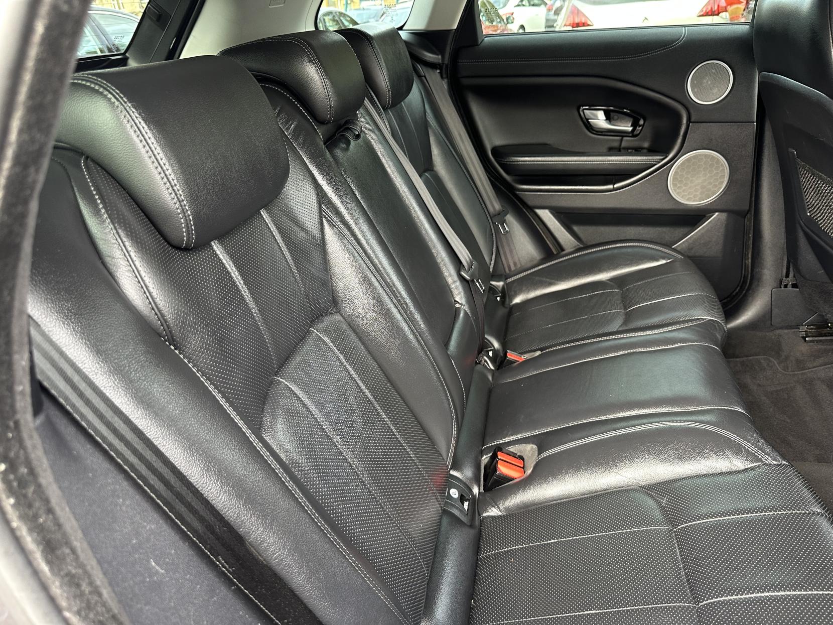 Land Rover Range Rover Evoque 2.0 TD4 SE Tech SUV 5dr Diesel Auto 4WD Euro 6 (s/s) (180 ps)