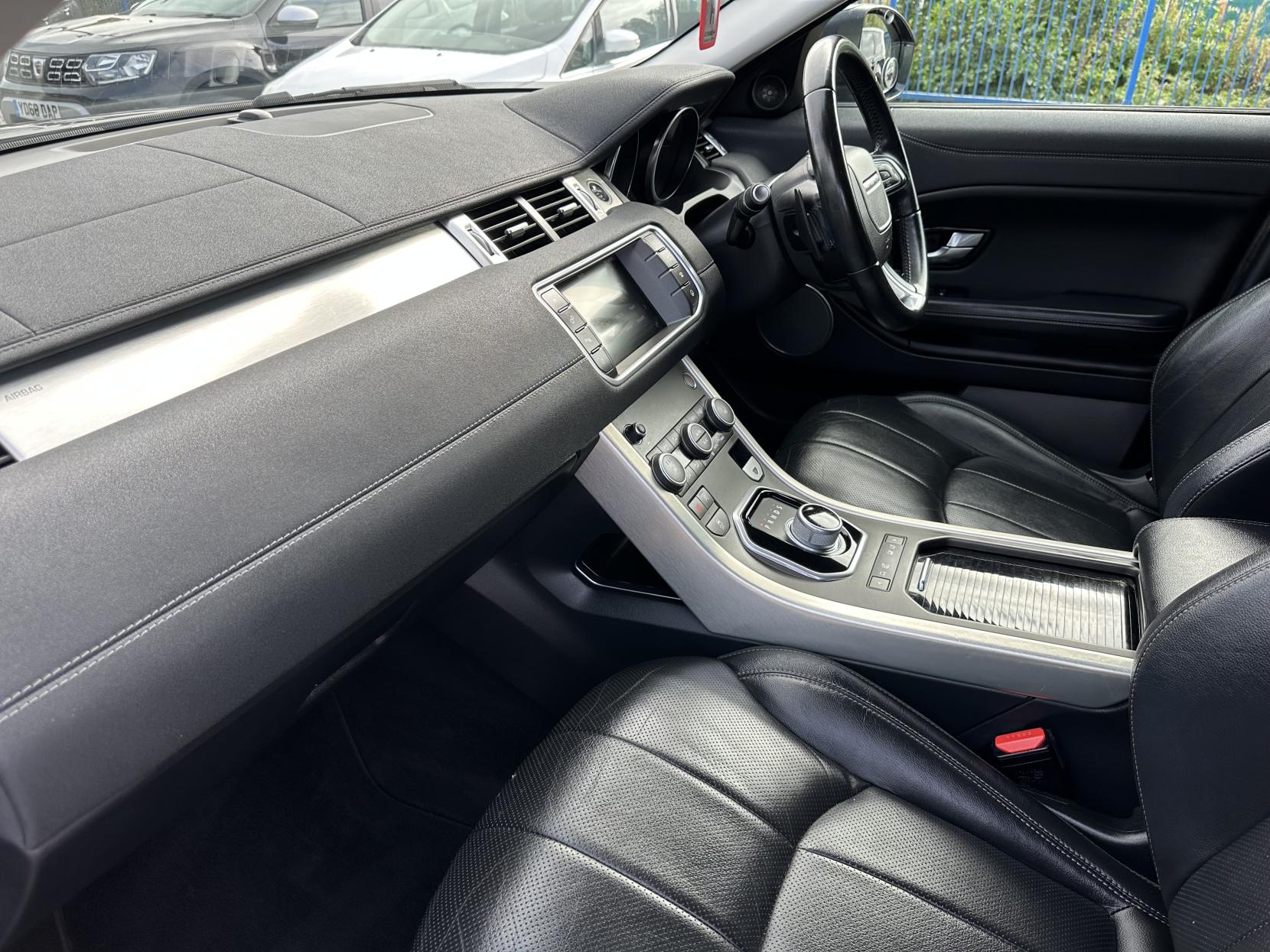 Land Rover Range Rover Evoque 2.0 TD4 SE Tech SUV 5dr Diesel Auto 4WD Euro 6 (s/s) (180 ps)