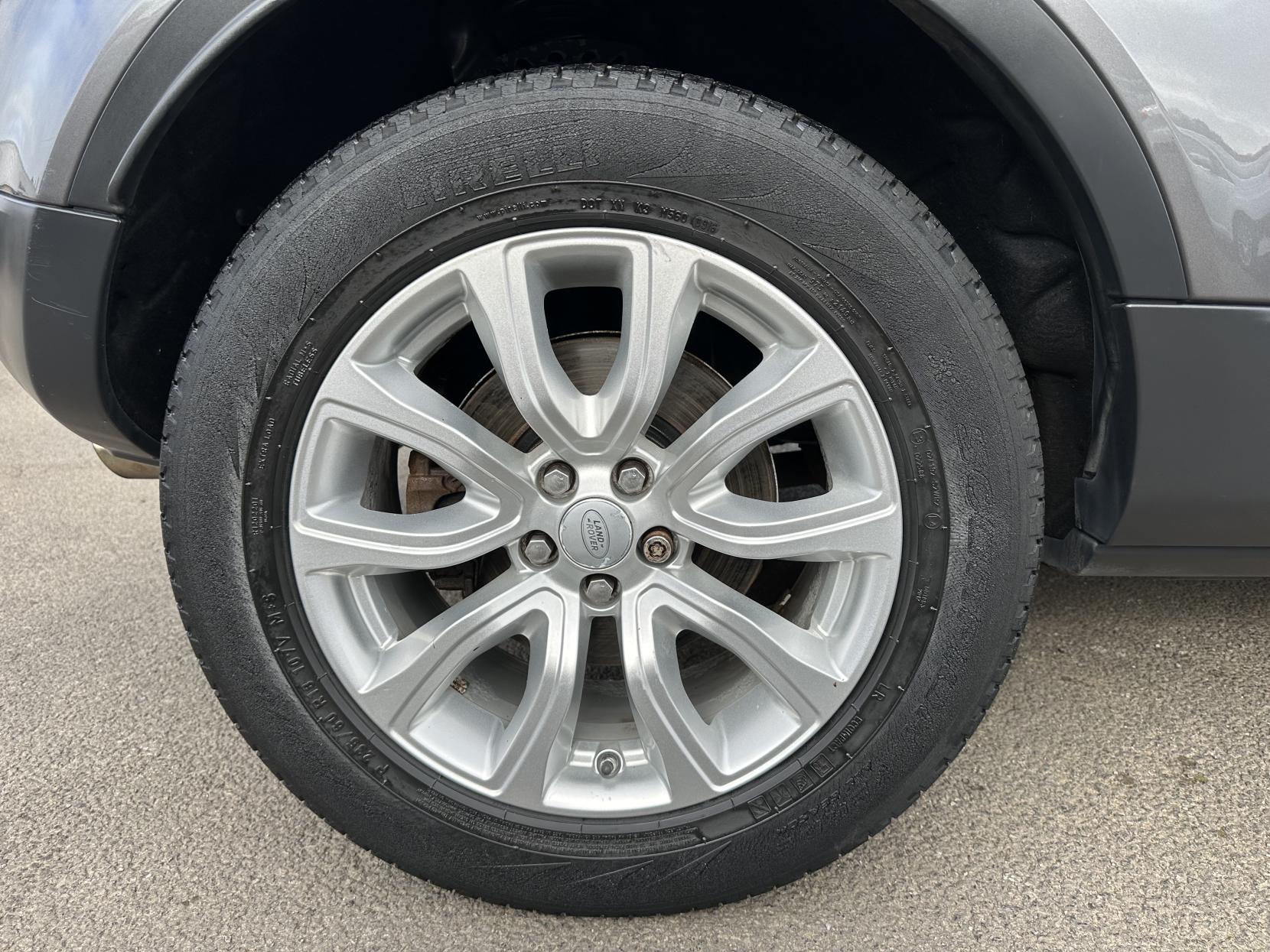 Land Rover Range Rover Evoque 2.0 TD4 SE Tech SUV 5dr Diesel Auto 4WD Euro 6 (s/s) (180 ps)