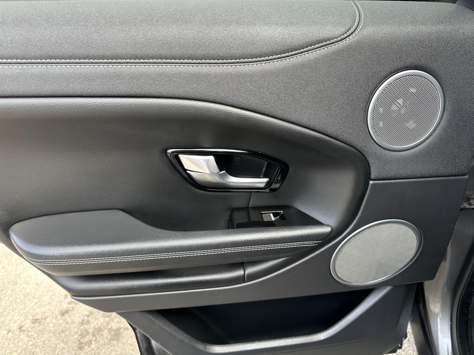 Land Rover Range Rover Evoque 2.0 TD4 SE Tech SUV 5dr Diesel Auto 4WD Euro 6 (s/s) (180 ps)