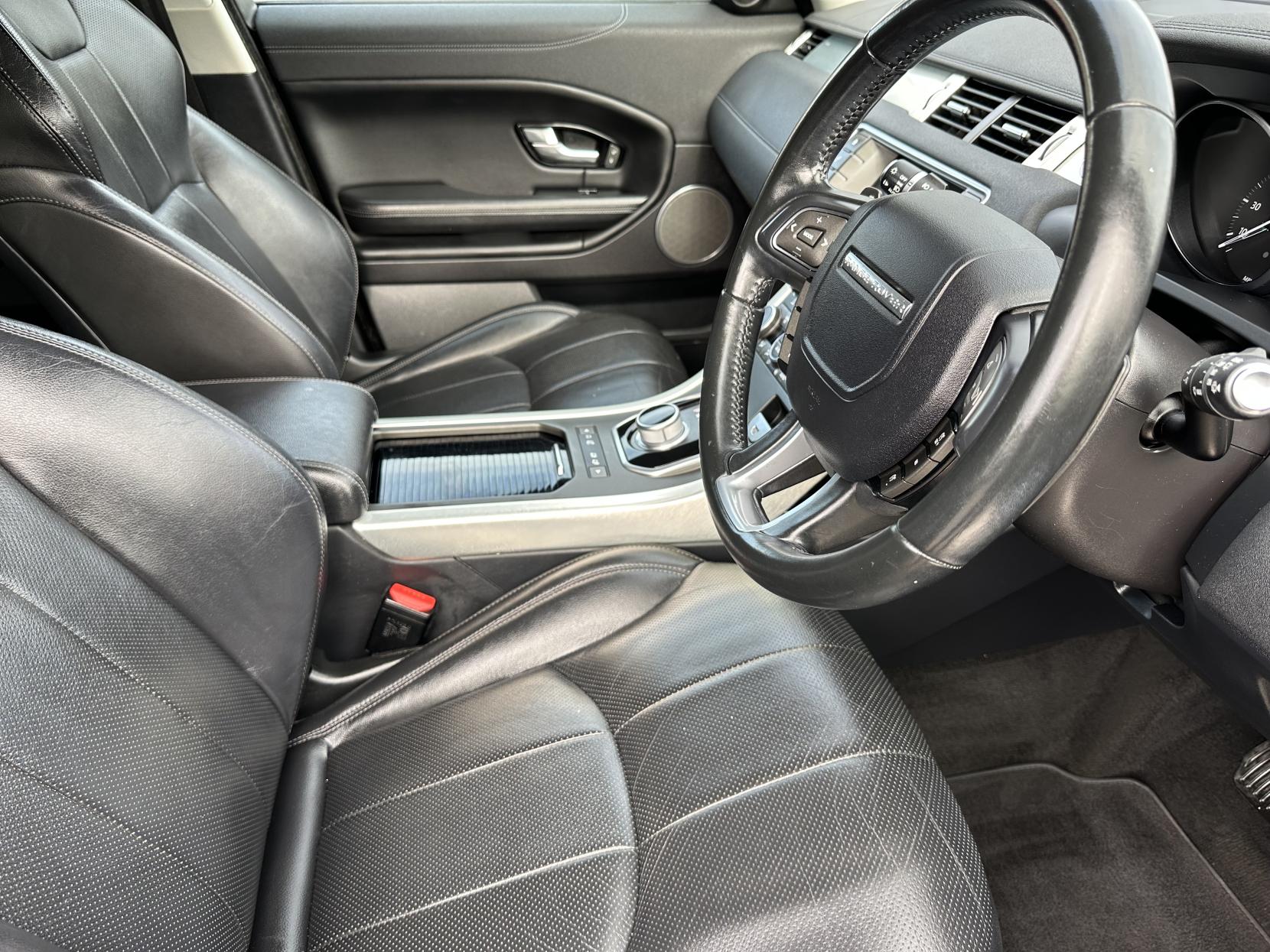 Land Rover Range Rover Evoque 2.0 TD4 SE Tech SUV 5dr Diesel Auto 4WD Euro 6 (s/s) (180 ps)