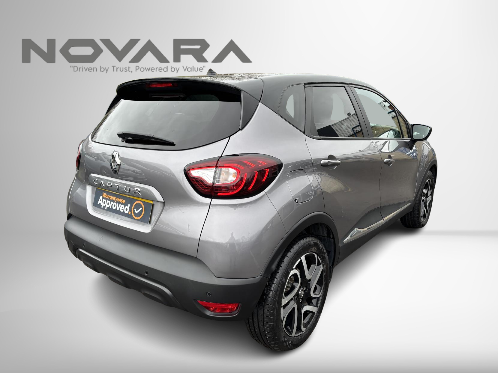 Renault Captur 0.9 TCe ENERGY Iconic SUV 5dr Petrol Manual Euro 6 (s/s) (90 ps)