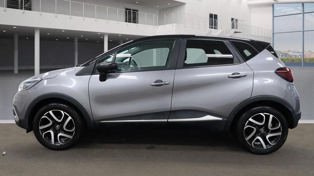 Renault Captur 0.9 TCe ENERGY Iconic SUV 5dr Petrol Manual Euro 6 (s/s) (90 ps)