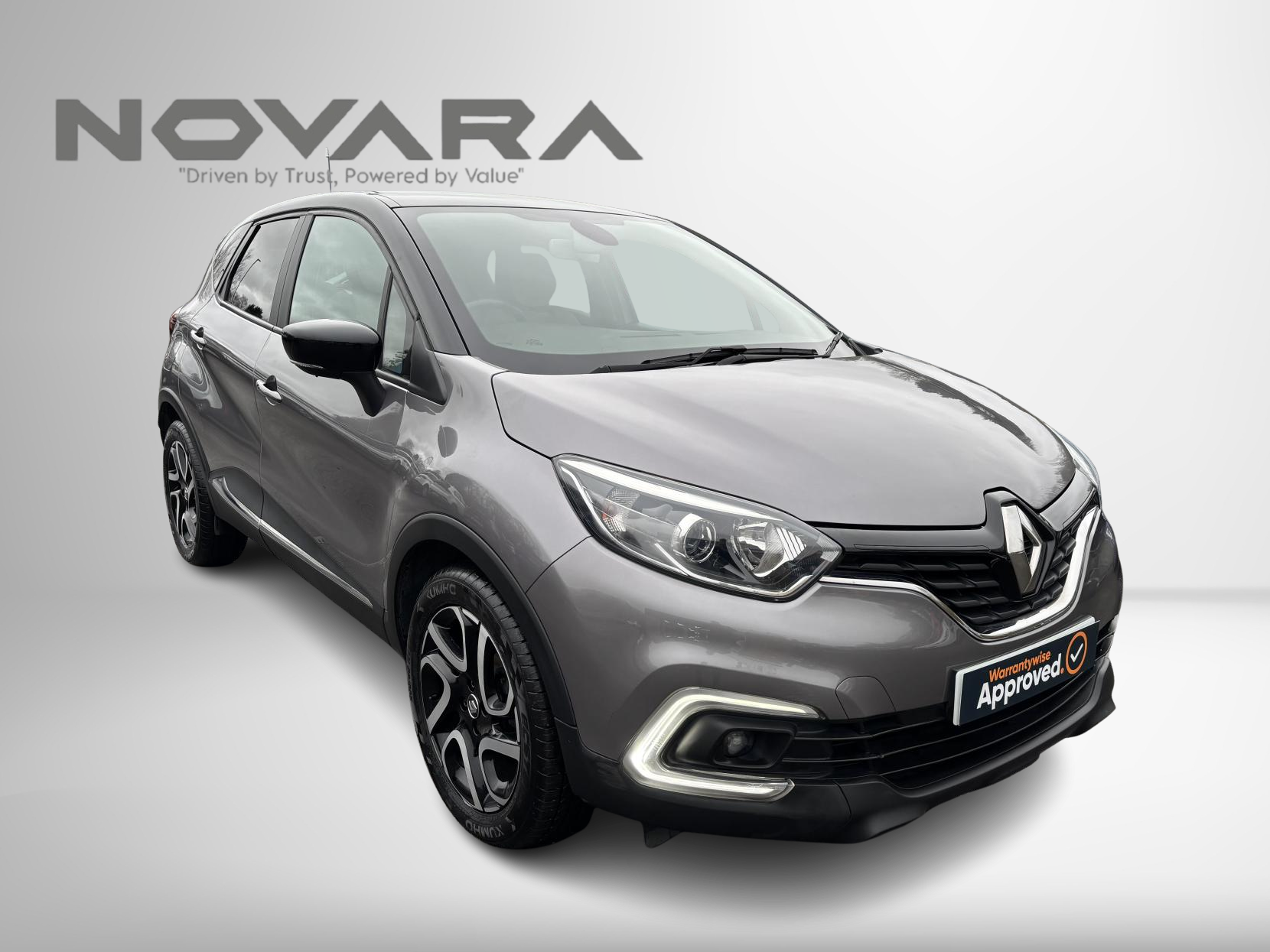 Renault Captur 0.9 TCe ENERGY Iconic SUV 5dr Petrol Manual Euro 6 (s/s) (90 ps)