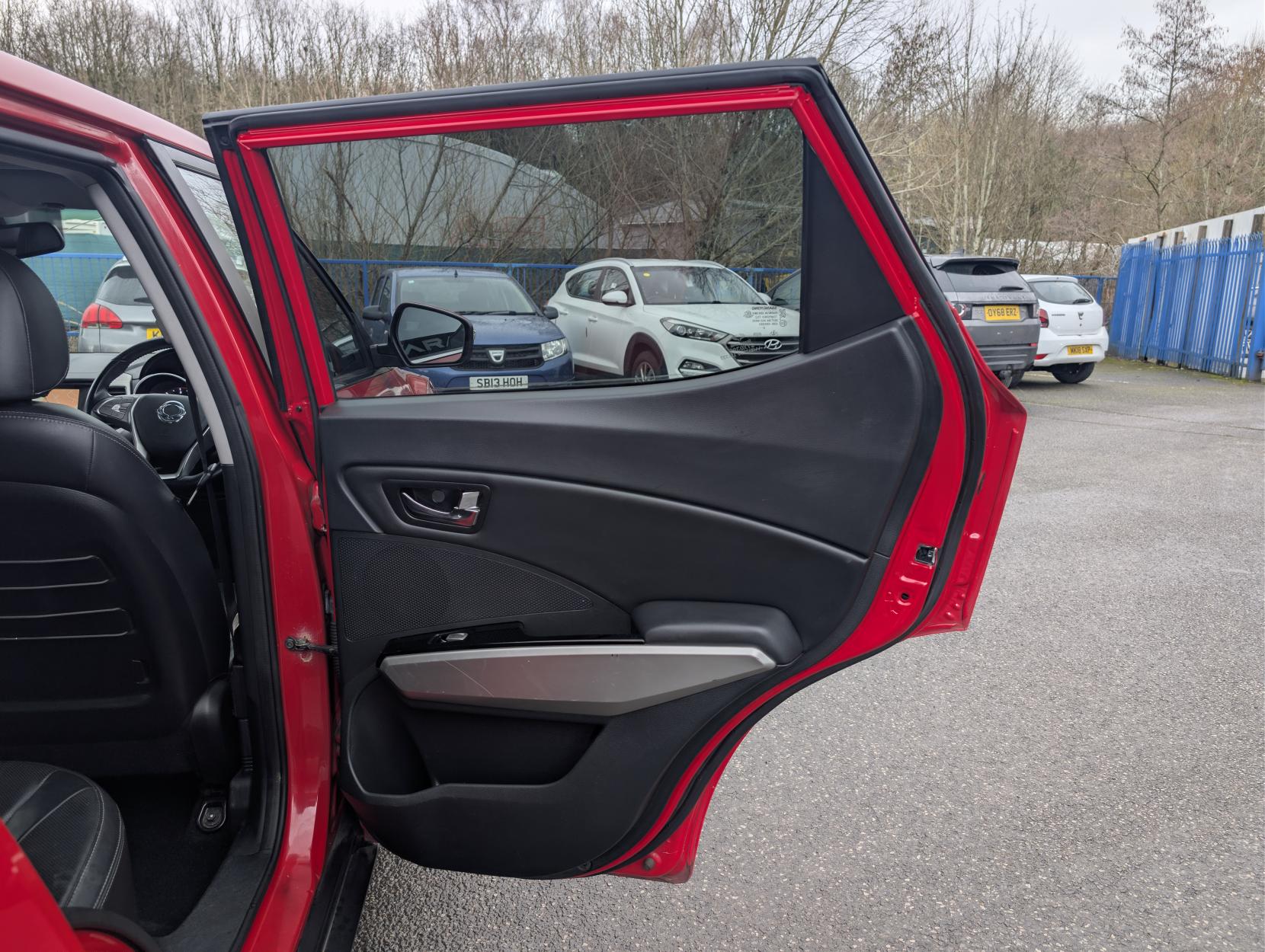 SsangYong Tivoli 1.6 e-XDi ELX SUV 5dr Diesel Manual 4WD Euro 6 (115 ps)