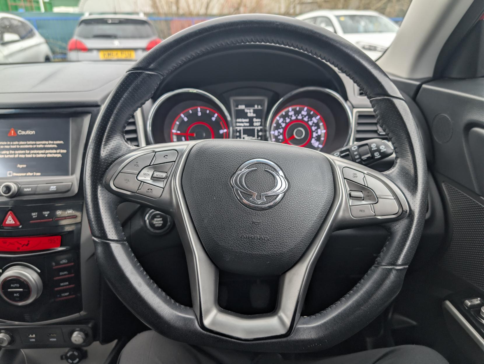 SsangYong Tivoli 1.6 e-XDi ELX SUV 5dr Diesel Manual 4WD Euro 6 (115 ps)