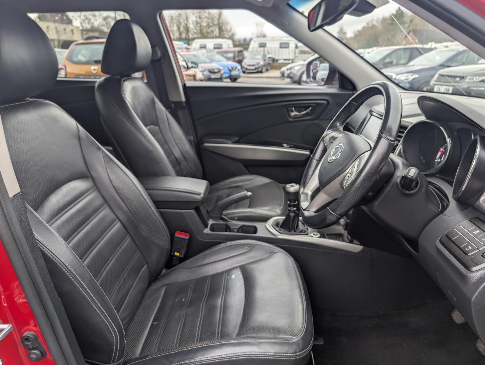 SsangYong Tivoli 1.6 e-XDi ELX SUV 5dr Diesel Manual 4WD Euro 6 (115 ps)