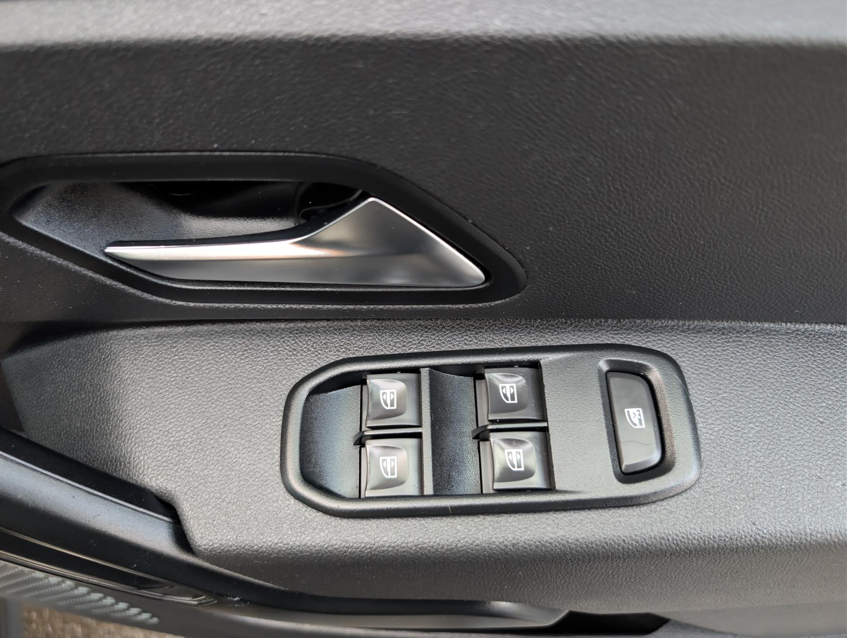 Dacia Duster 1.6 Comfort SUV (2018 - 2021)