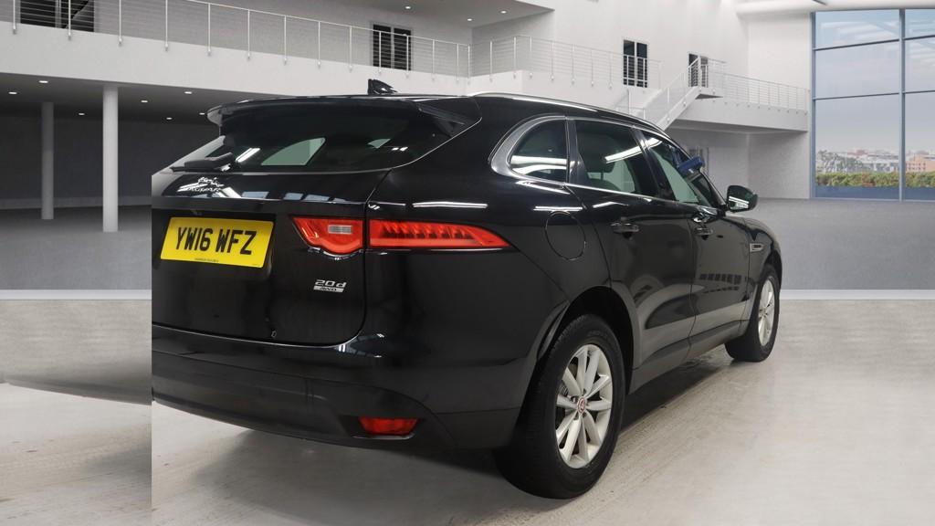 Jaguar F-PACE 2.0 D180 Prestige SUV 5dr Diesel Auto AWD Euro 6 (s/s) (180 ps)