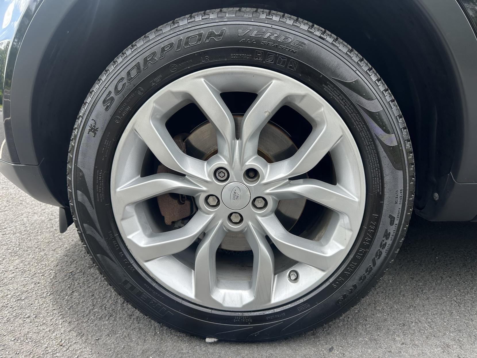 Land Rover Discovery Sport 2.0 TD4 HSE SUV 5dr Diesel Auto 4WD Euro 6 (s/s) (180 ps)