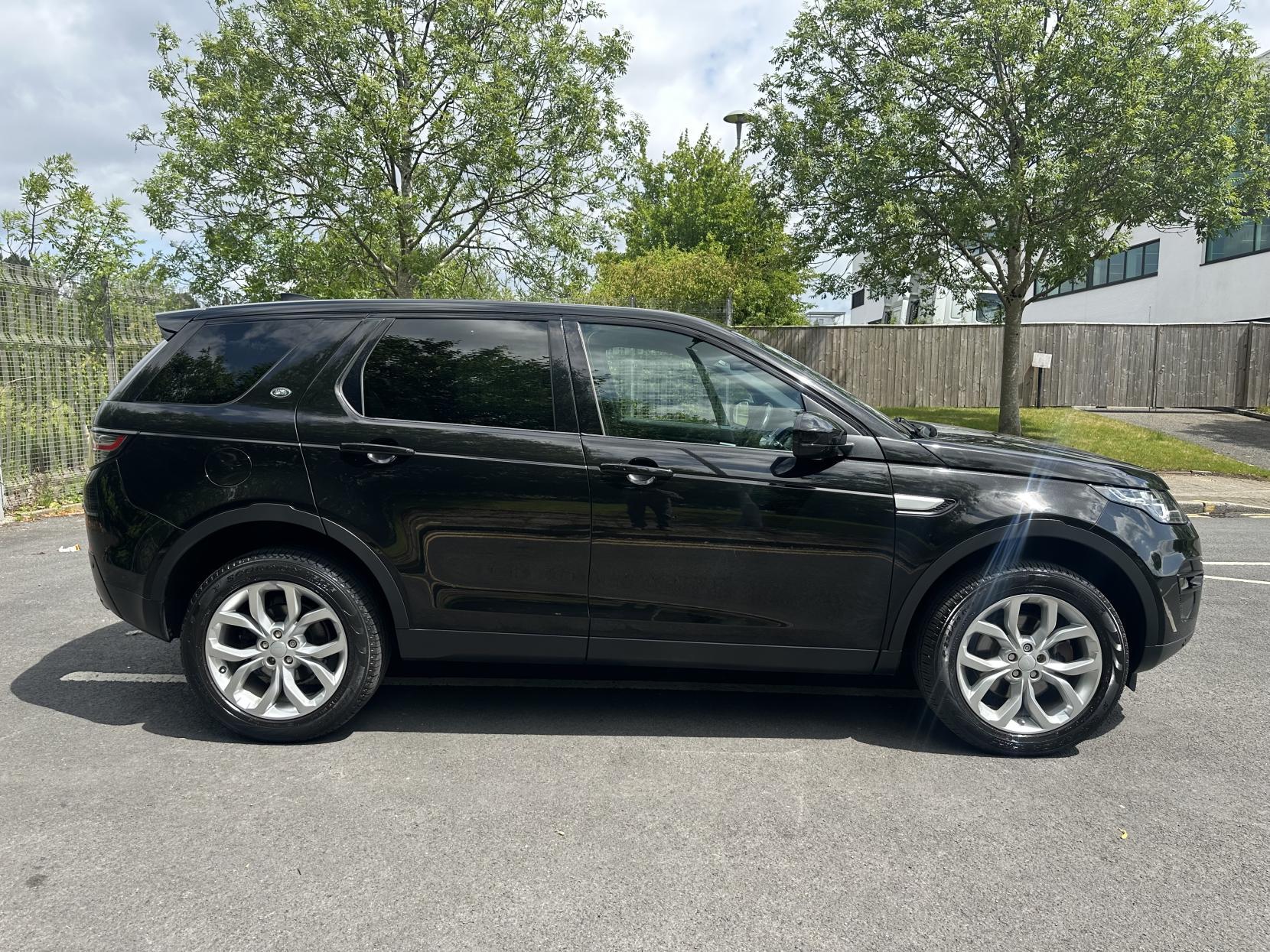 Land Rover Discovery Sport 2.0 TD4 HSE SUV 5dr Diesel Auto 4WD Euro 6 (s/s) (180 ps)