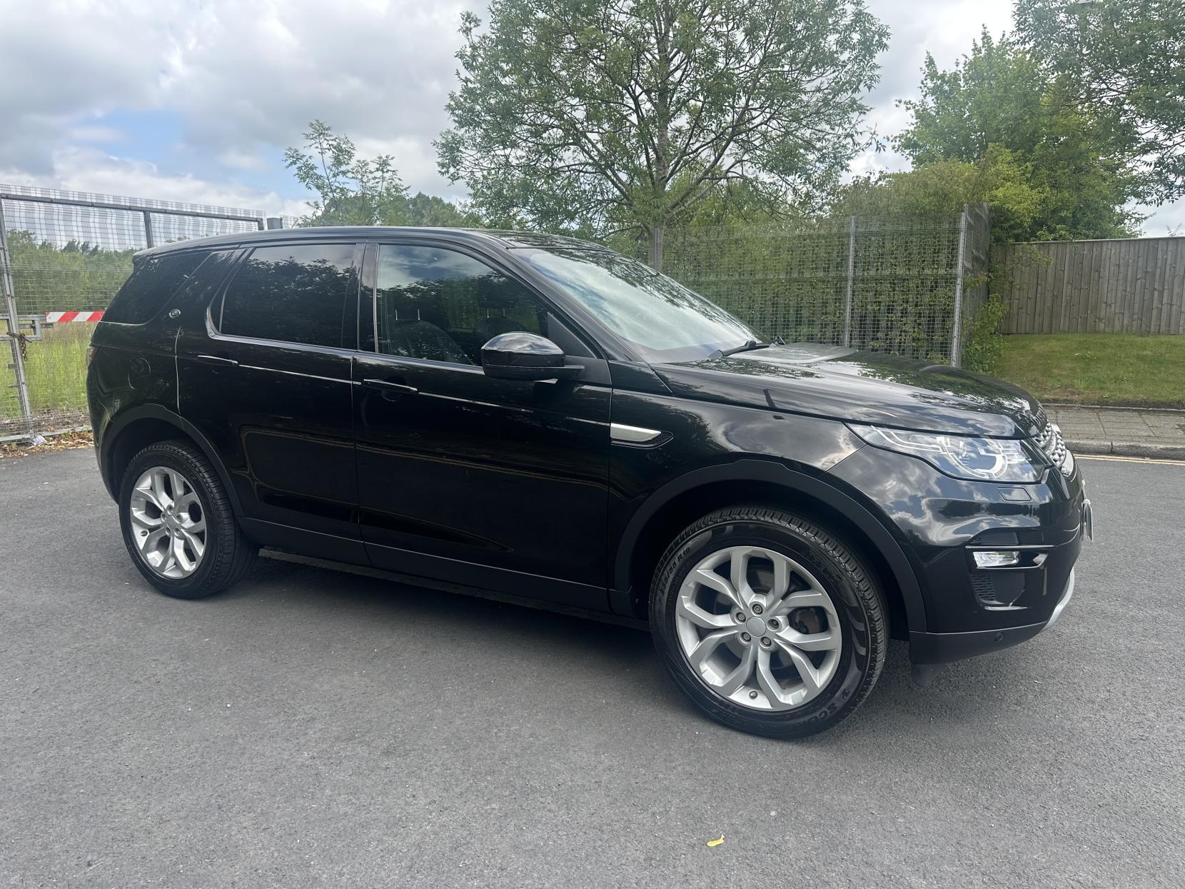Land Rover Discovery Sport 2.0 TD4 HSE SUV 5dr Diesel Auto 4WD Euro 6 (s/s) (180 ps)
