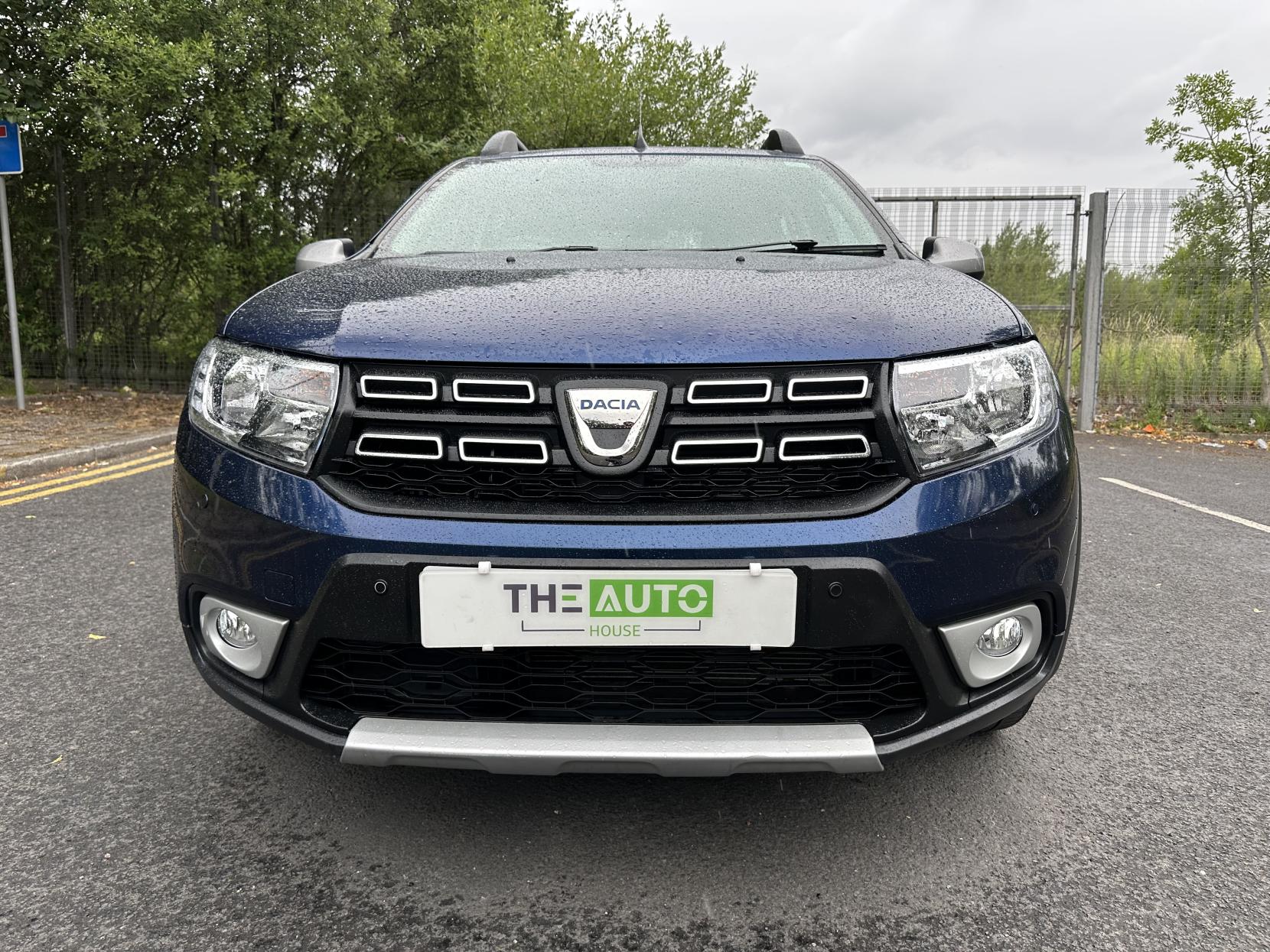 Dacia Sandero Stepway 0.9 TCe Comfort Hatchback 5dr Petrol Manual Euro 6 (s/s) (90 ps)