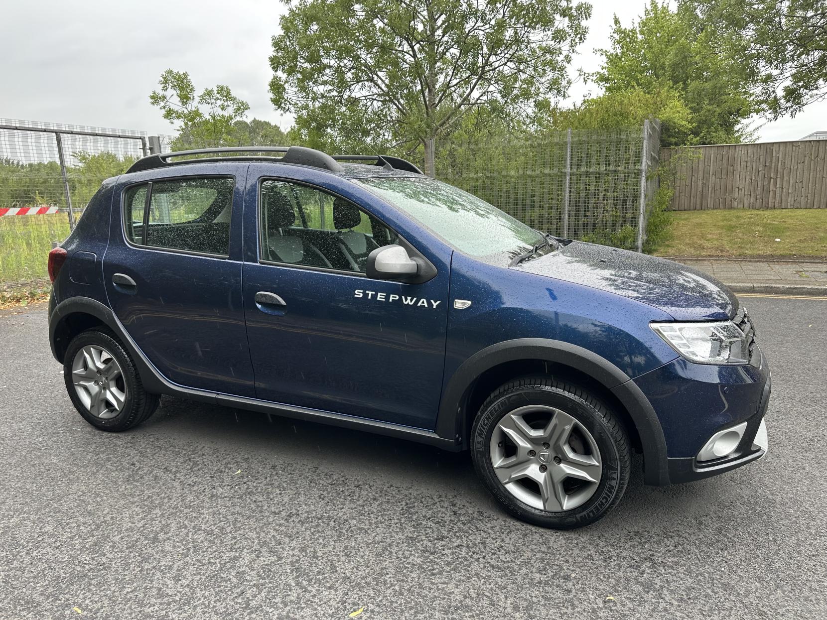 Dacia Sandero Stepway 0.9 TCe Comfort Hatchback 5dr Petrol Manual Euro 6 (s/s) (90 ps)