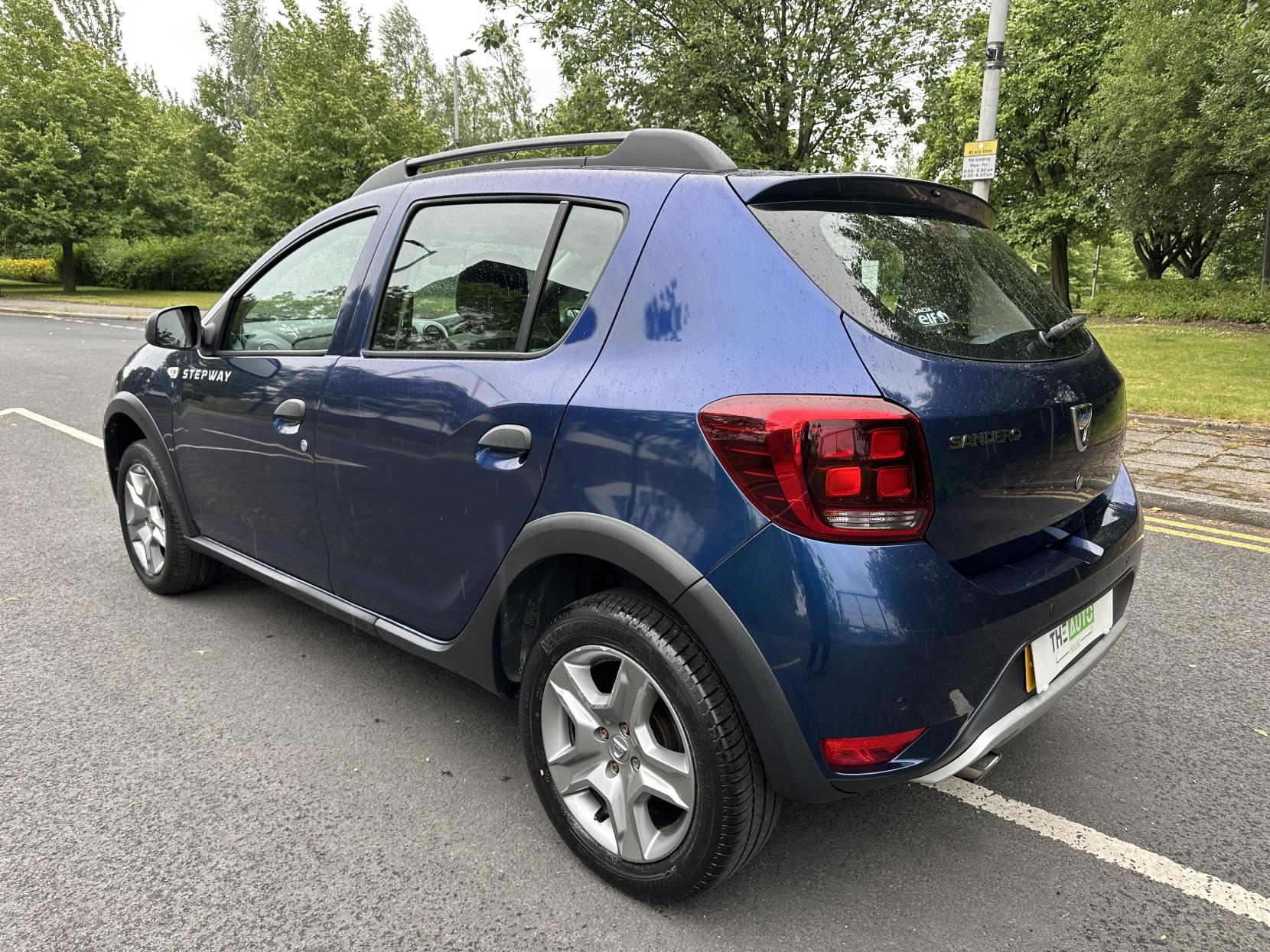 Dacia Sandero Stepway 0.9 TCe Comfort Hatchback 5dr Petrol Manual Euro 6 (s/s) (90 ps)