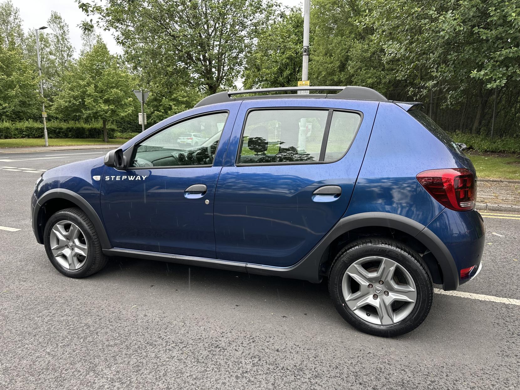 Dacia Sandero Stepway 0.9 TCe Comfort Hatchback 5dr Petrol Manual Euro 6 (s/s) (90 ps)