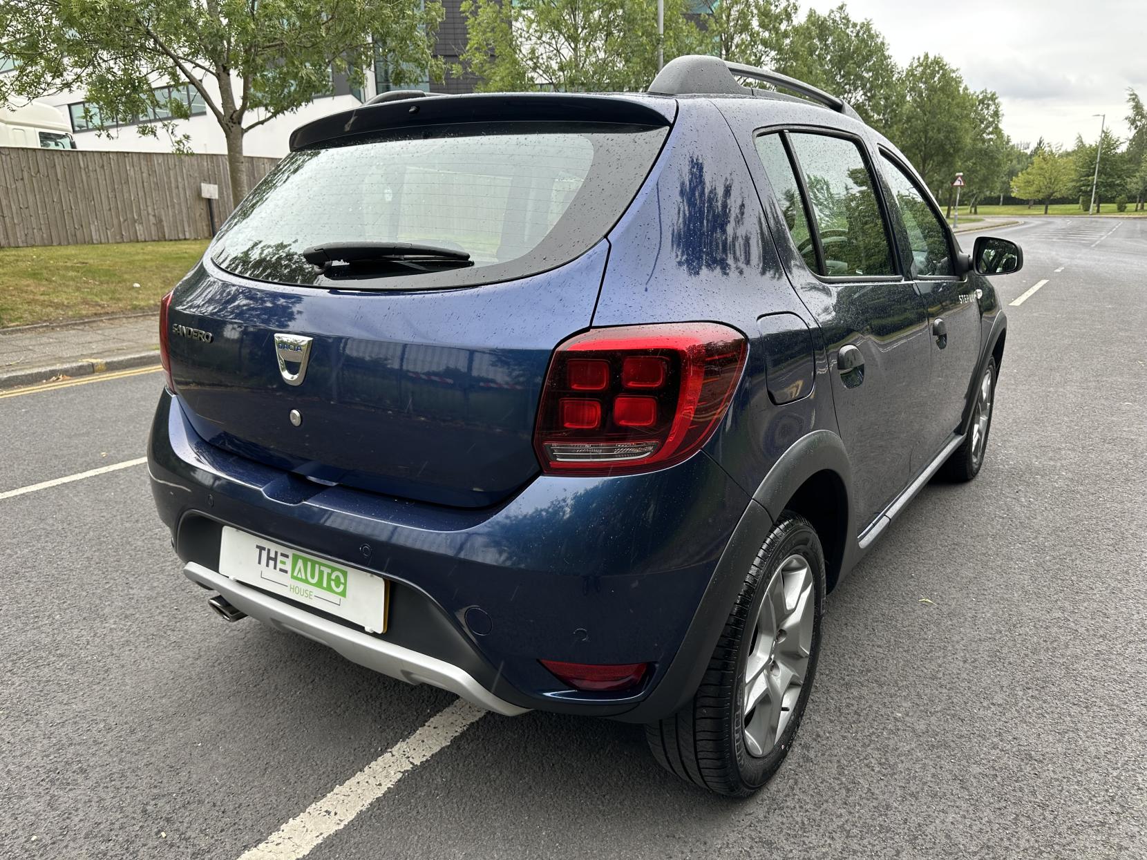 Dacia Sandero Stepway 0.9 TCe Comfort Hatchback 5dr Petrol Manual Euro 6 (s/s) (90 ps)