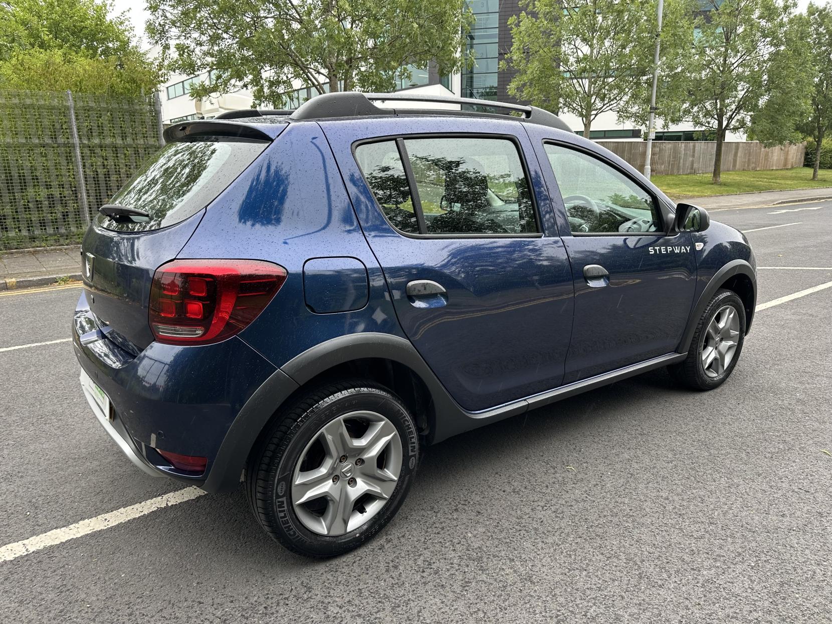 Dacia Sandero Stepway 0.9 TCe Comfort Hatchback 5dr Petrol Manual Euro 6 (s/s) (90 ps)
