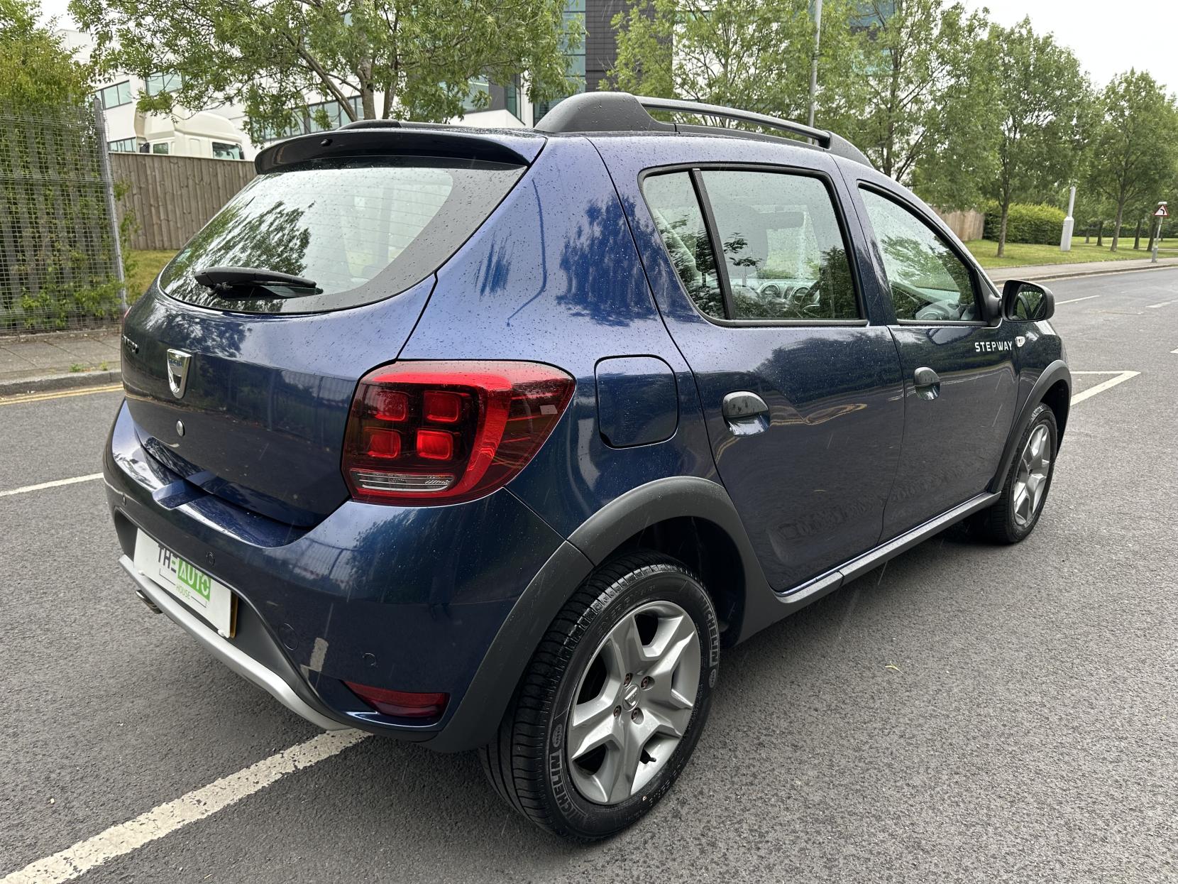 Dacia Sandero Stepway 0.9 TCe Comfort Hatchback 5dr Petrol Manual Euro 6 (s/s) (90 ps)