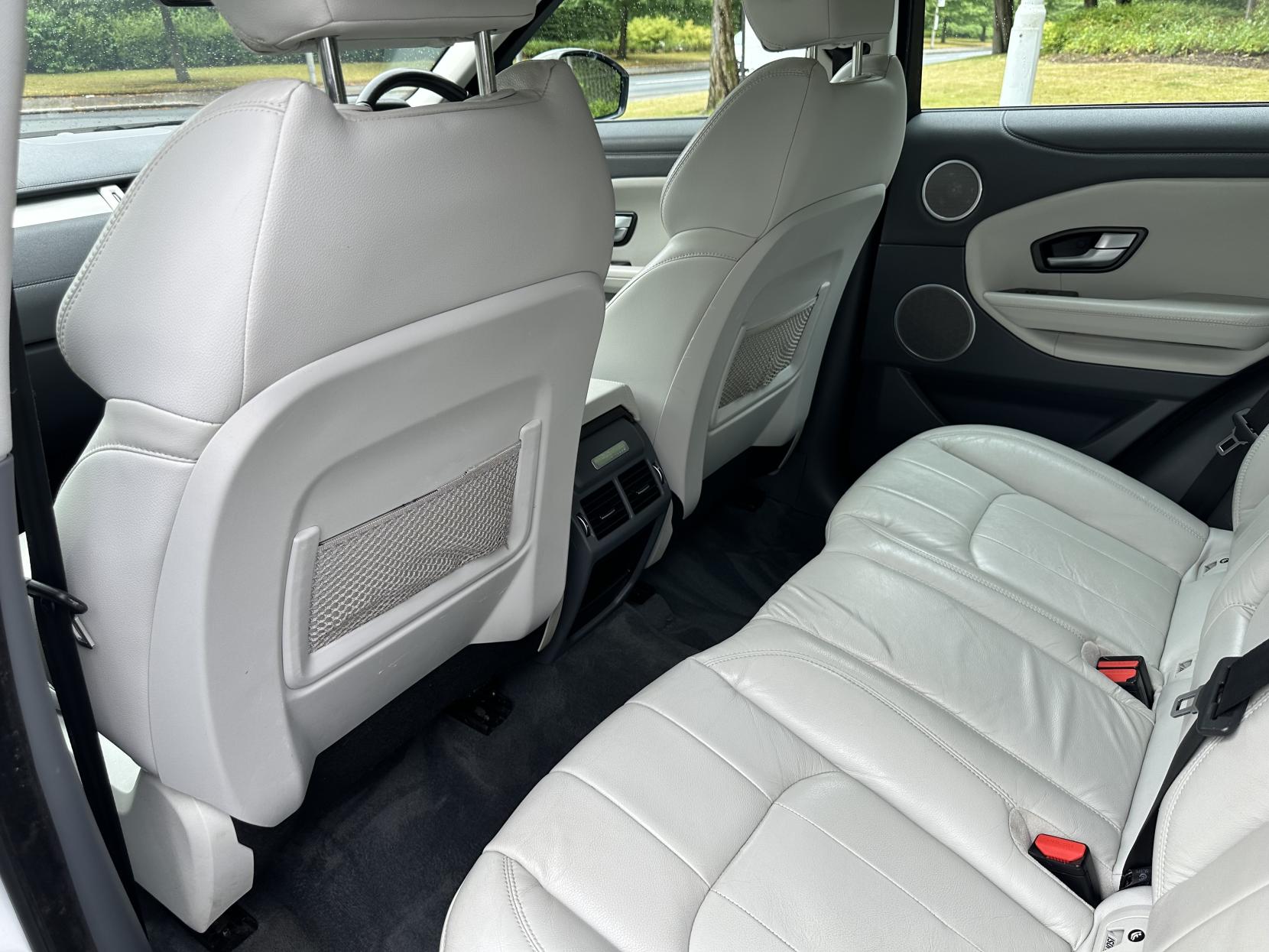 Land Rover Range Rover Evoque 2.0 eD4 SE SUV 5dr Diesel Manual FWD Euro 6 (s/s) (150 ps)