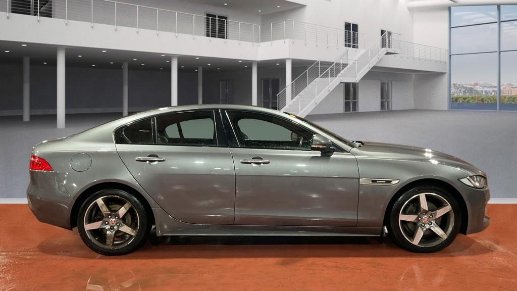 Jaguar XE 2.0d R-Sport Saloon 4dr Diesel Auto Euro 6 (s/s) (180 ps)