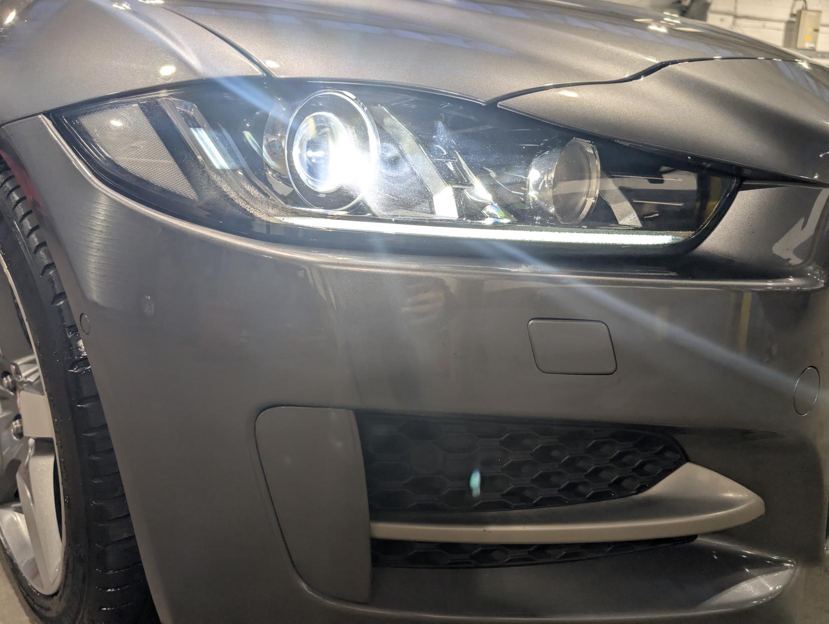 Jaguar XE 2.0d R-Sport Saloon 4dr Diesel Auto Euro 6 (s/s) (180 ps)