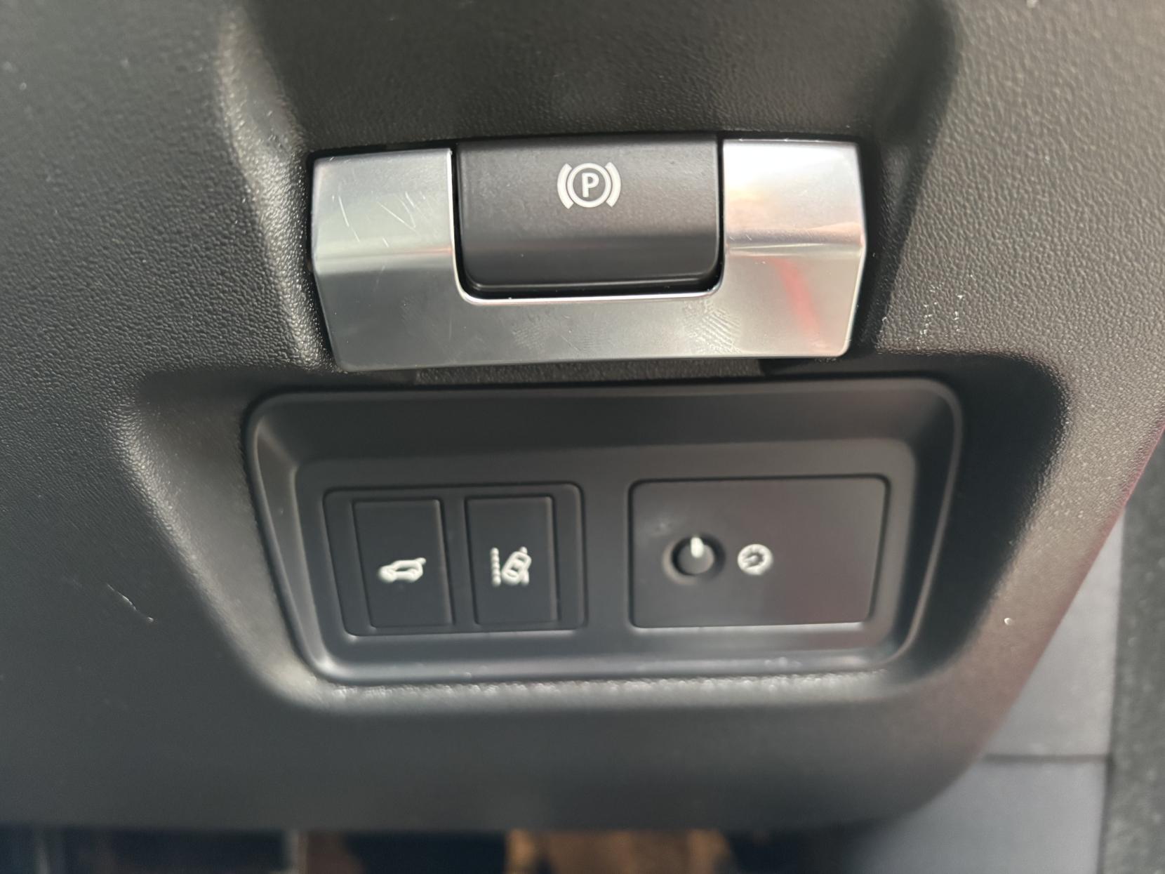 Jaguar E-PACE 2.0 D150 SUV 5dr Diesel Manual Euro 6 (s/s) (150 ps)