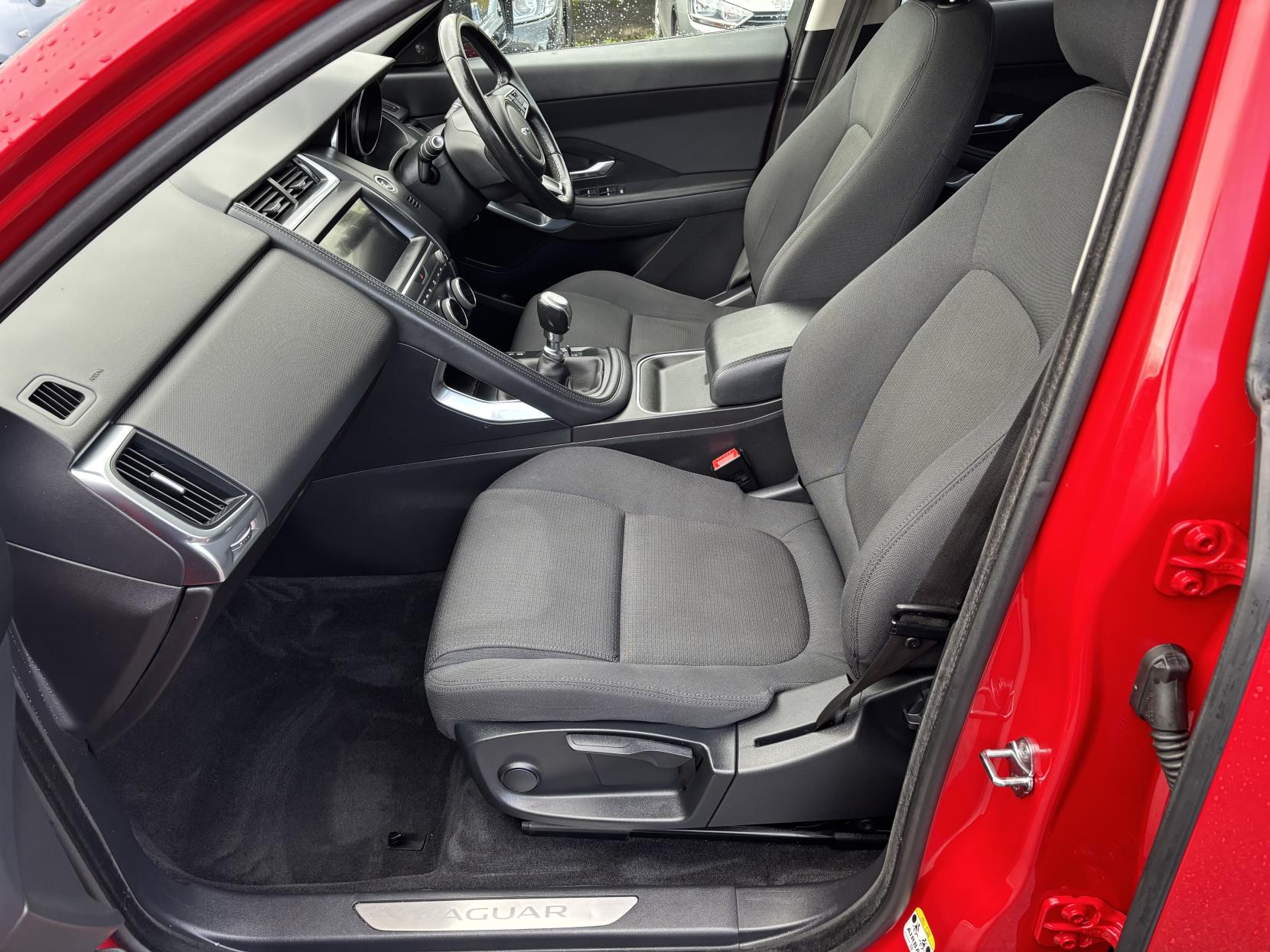 Jaguar E-PACE 2.0 D150 SUV 5dr Diesel Manual Euro 6 (s/s) (150 ps)