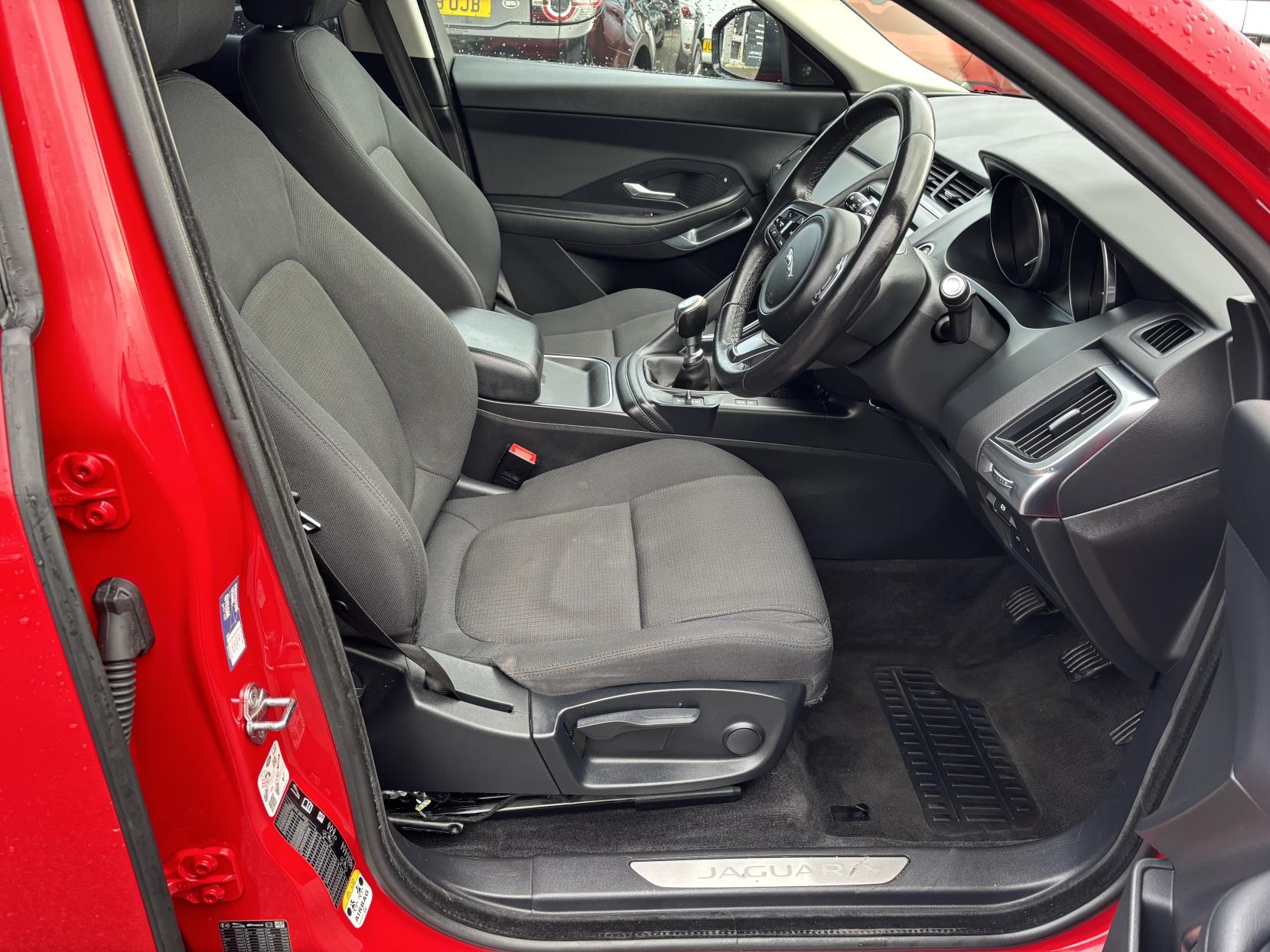 Jaguar E-PACE 2.0 D150 SUV 5dr Diesel Manual Euro 6 (s/s) (150 ps)