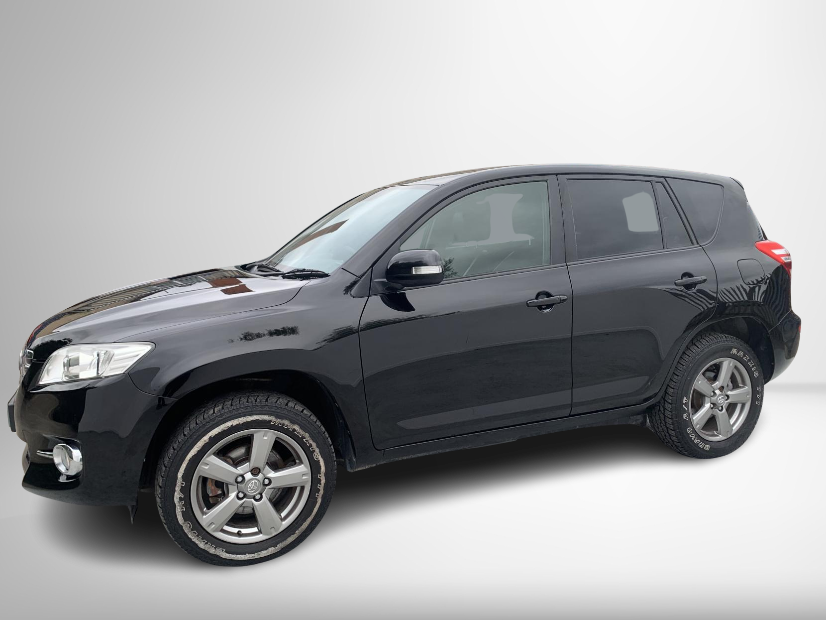 Toyota RAV4 2.2 D-4D XT-R SUV 5dr Diesel Manual 4WD Euro 5 (150 ps)