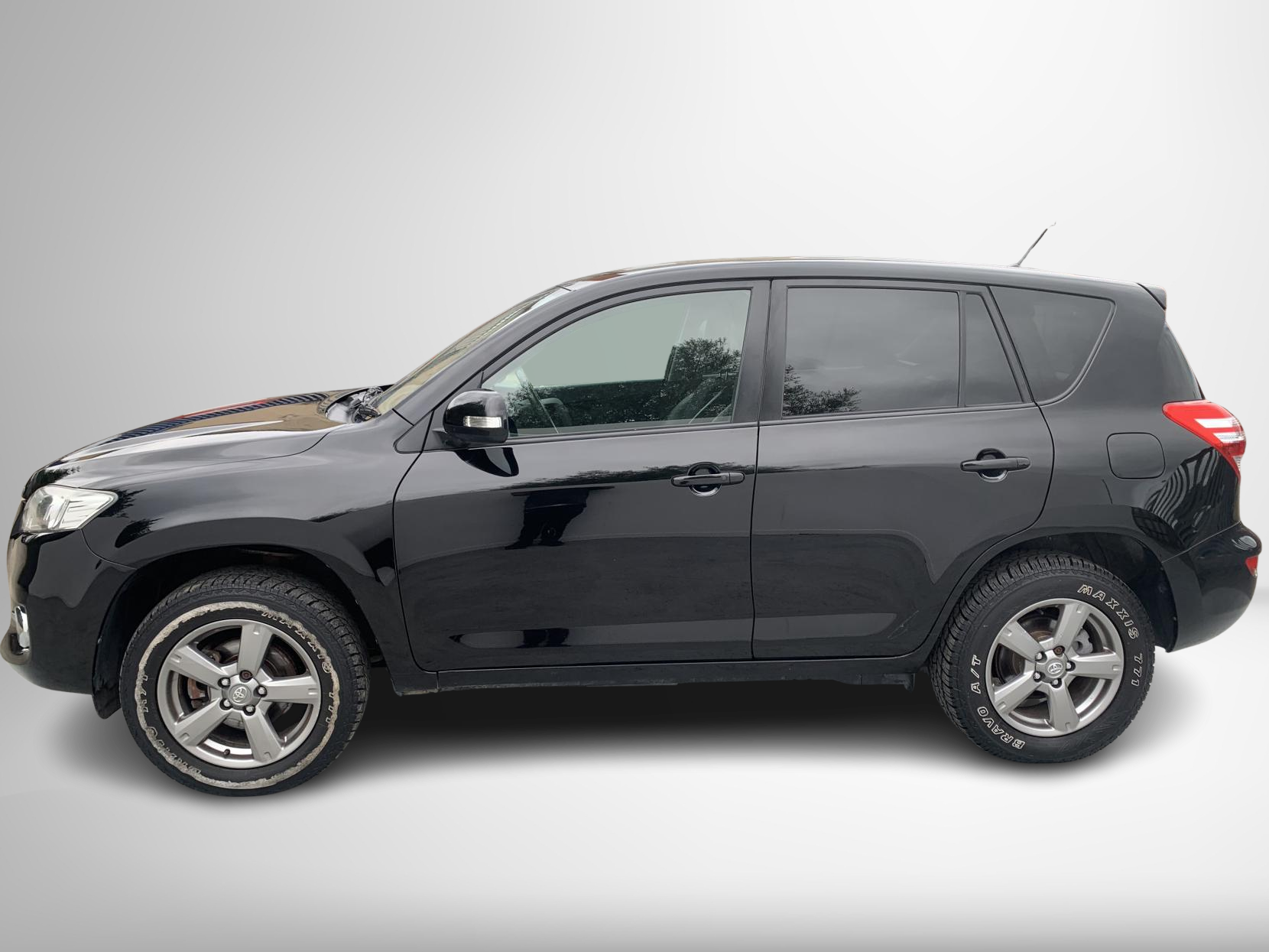 Toyota RAV4 2.2 D-4D XT-R SUV 5dr Diesel Manual 4WD Euro 5 (150 ps)