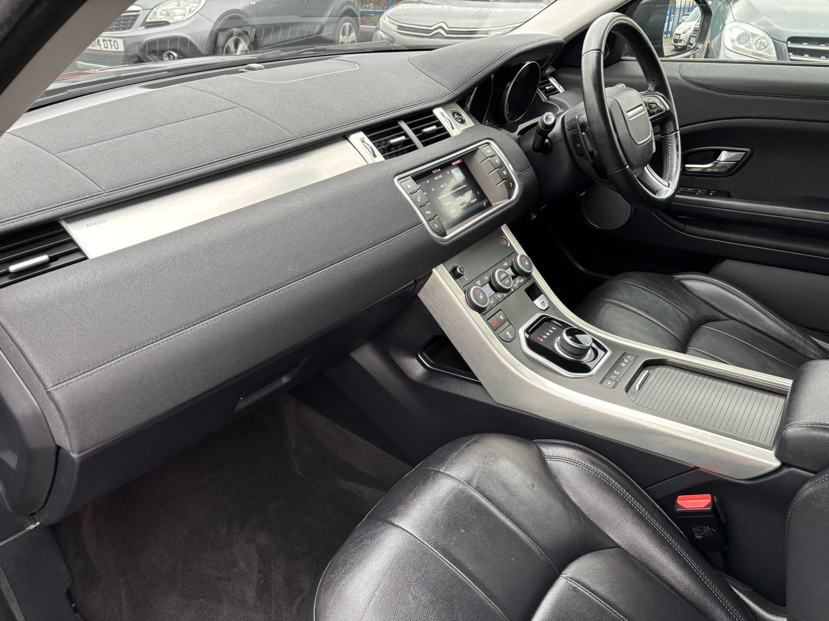 Land Rover Range Rover Evoque 2.0 TD4 SE SUV 5dr Diesel Auto 4WD Euro 6 (s/s) (180 ps)