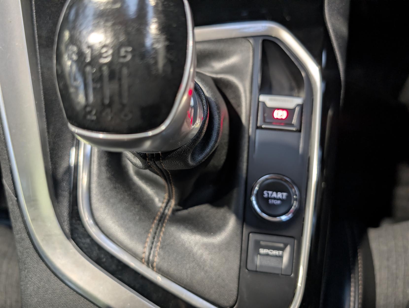 Peugeot 3008 1.2 PureTech GT Line SUV 5dr Petrol Manual Euro 6 (s/s) (130 ps)