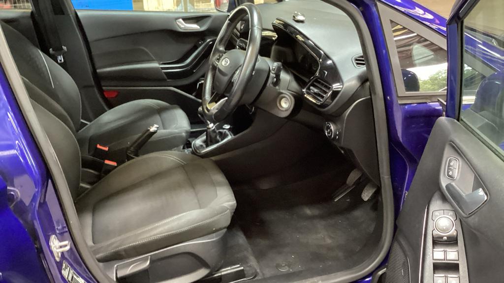 Ford Fiesta 1.0T EcoBoost Zetec Hatchback 5dr Petrol Manual Euro 6 (s/s) (100 ps)